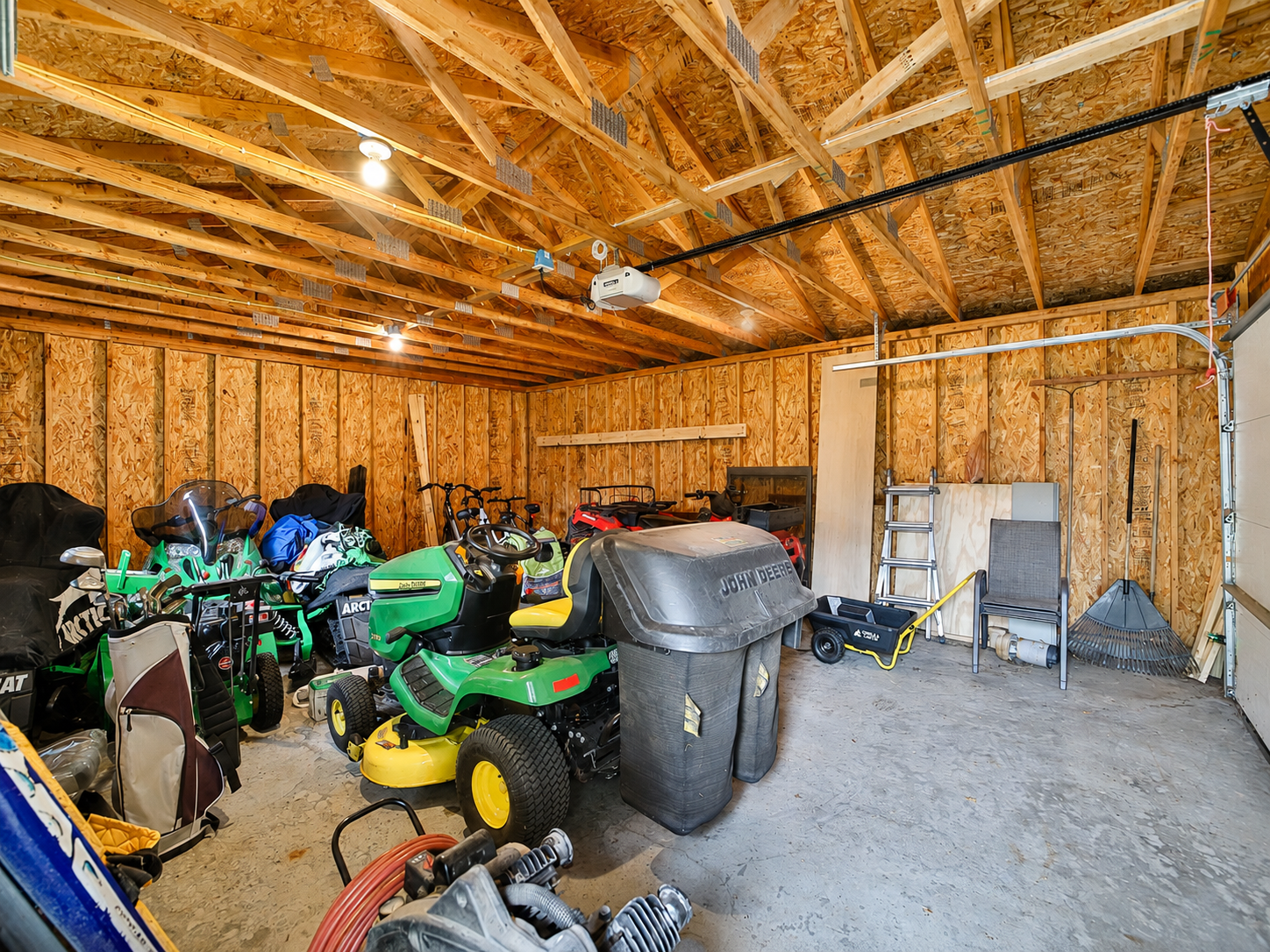 13541 Maplewood Drive Property Photo 47