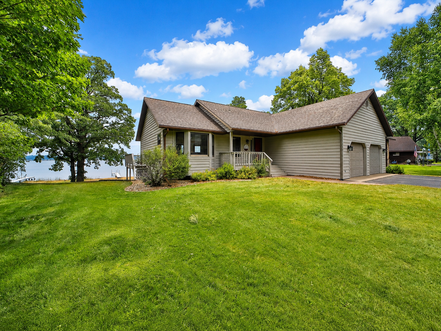 13541 Maplewood Drive Property Photo 48