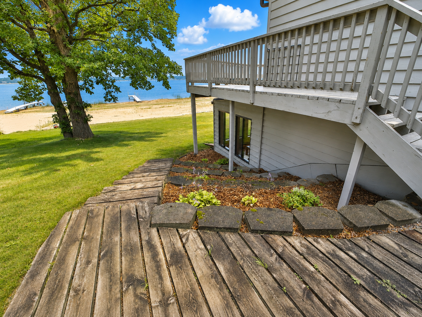 13541 Maplewood Drive Property Photo 49