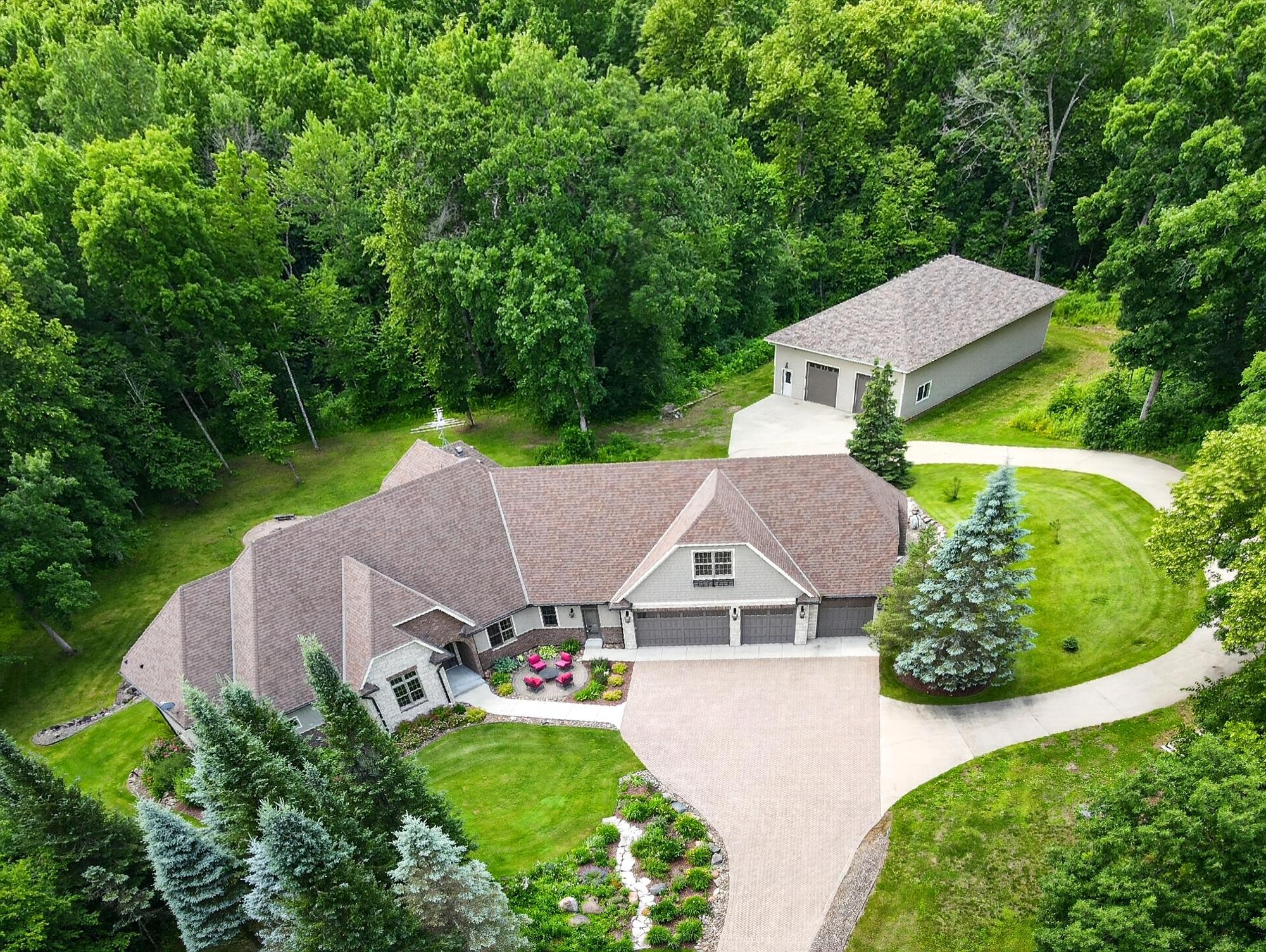 20286 Saint Croix Trail N Property Photo 1