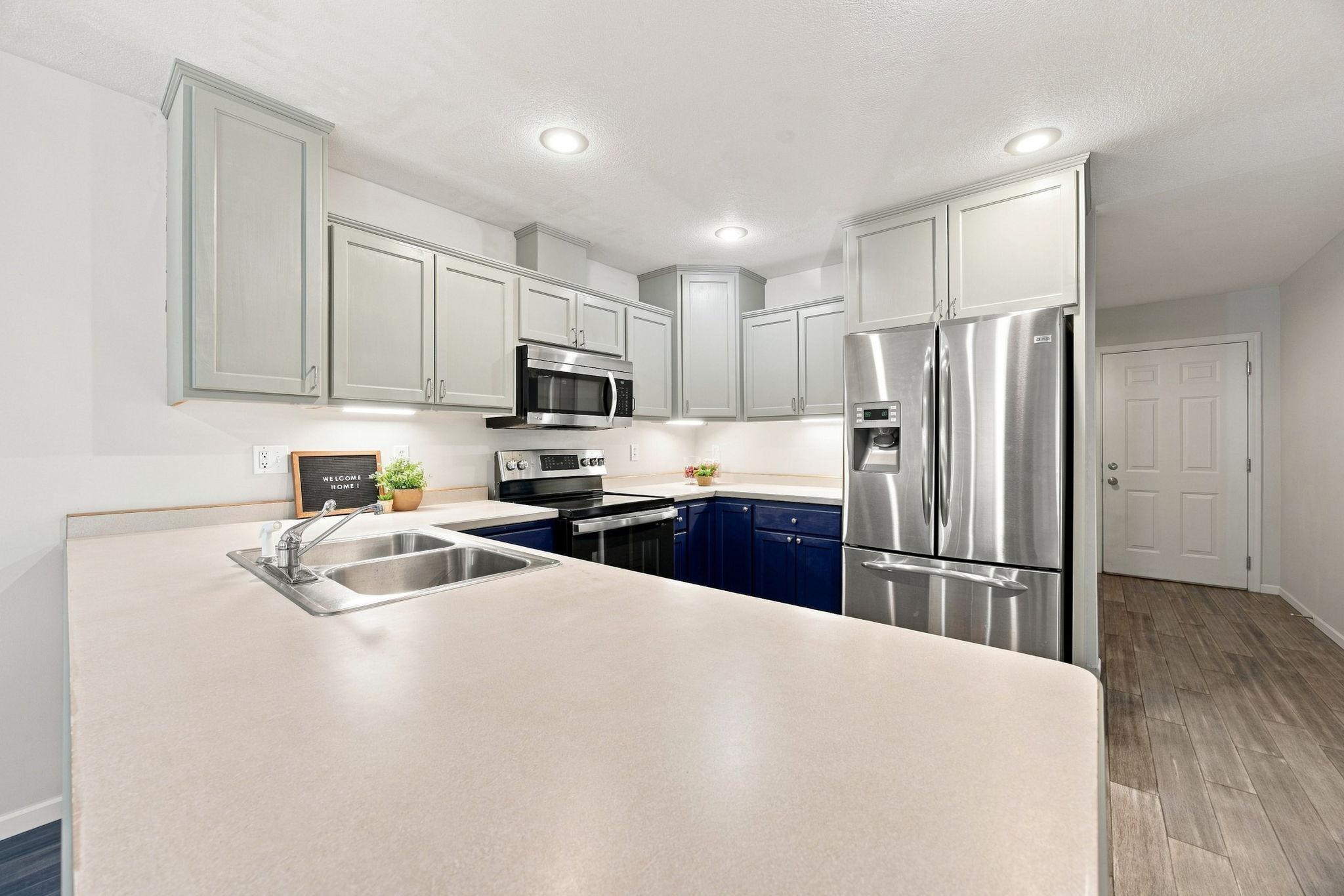 609 Vine Lane Property Photo 3