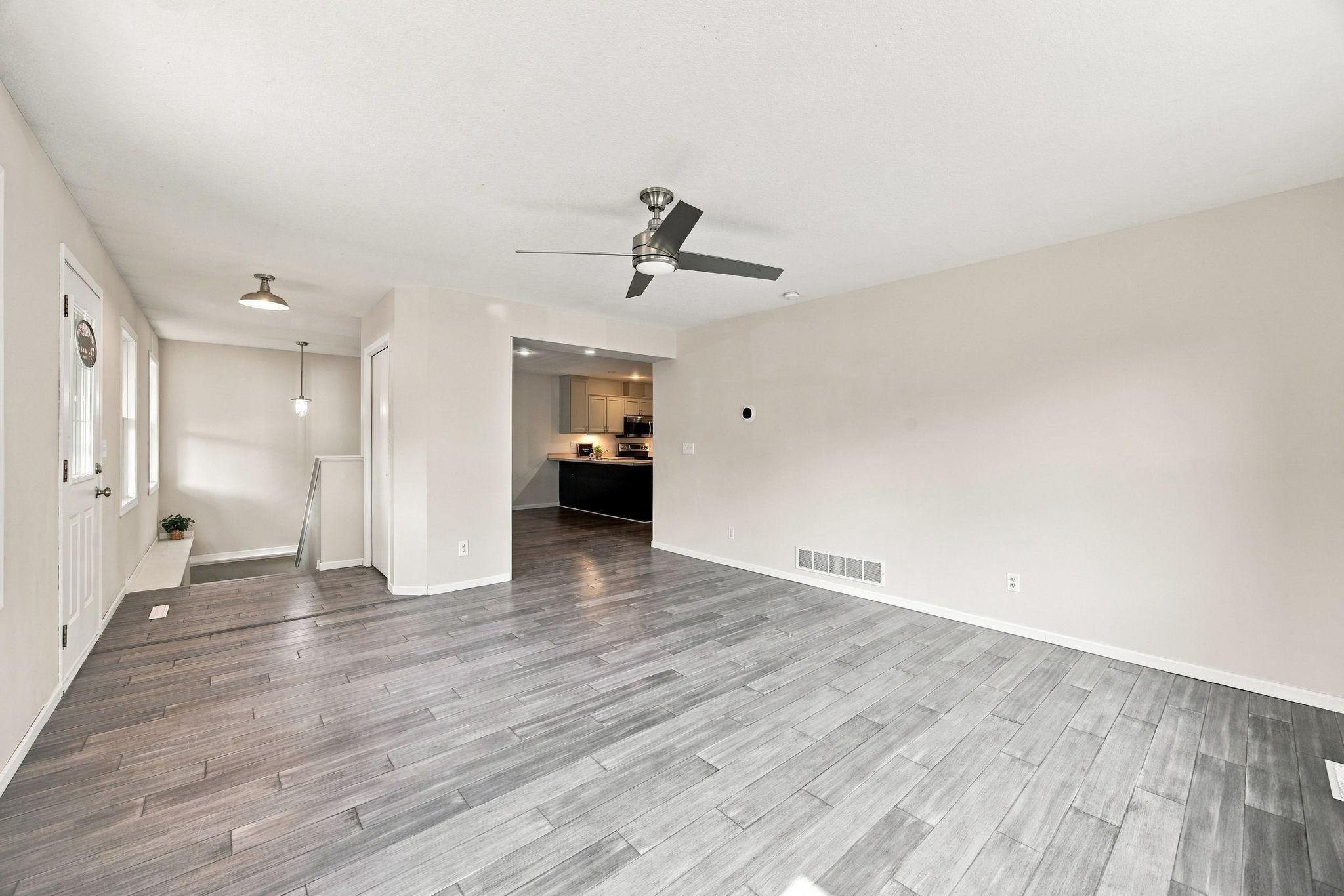 609 Vine Lane Property Photo 9