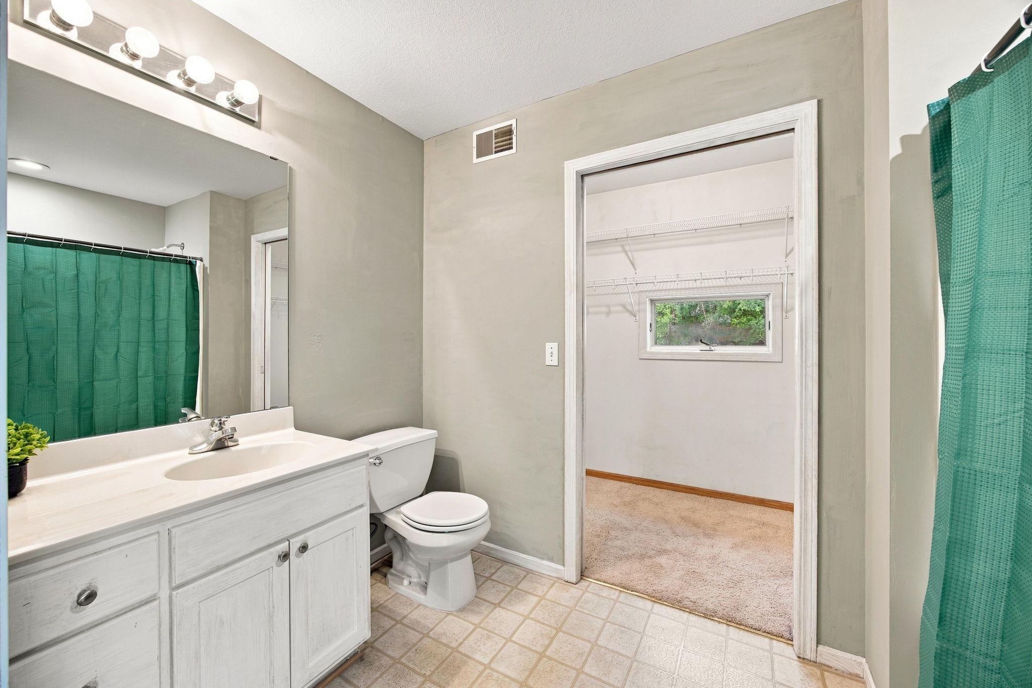 609 Vine Lane Property Photo 15