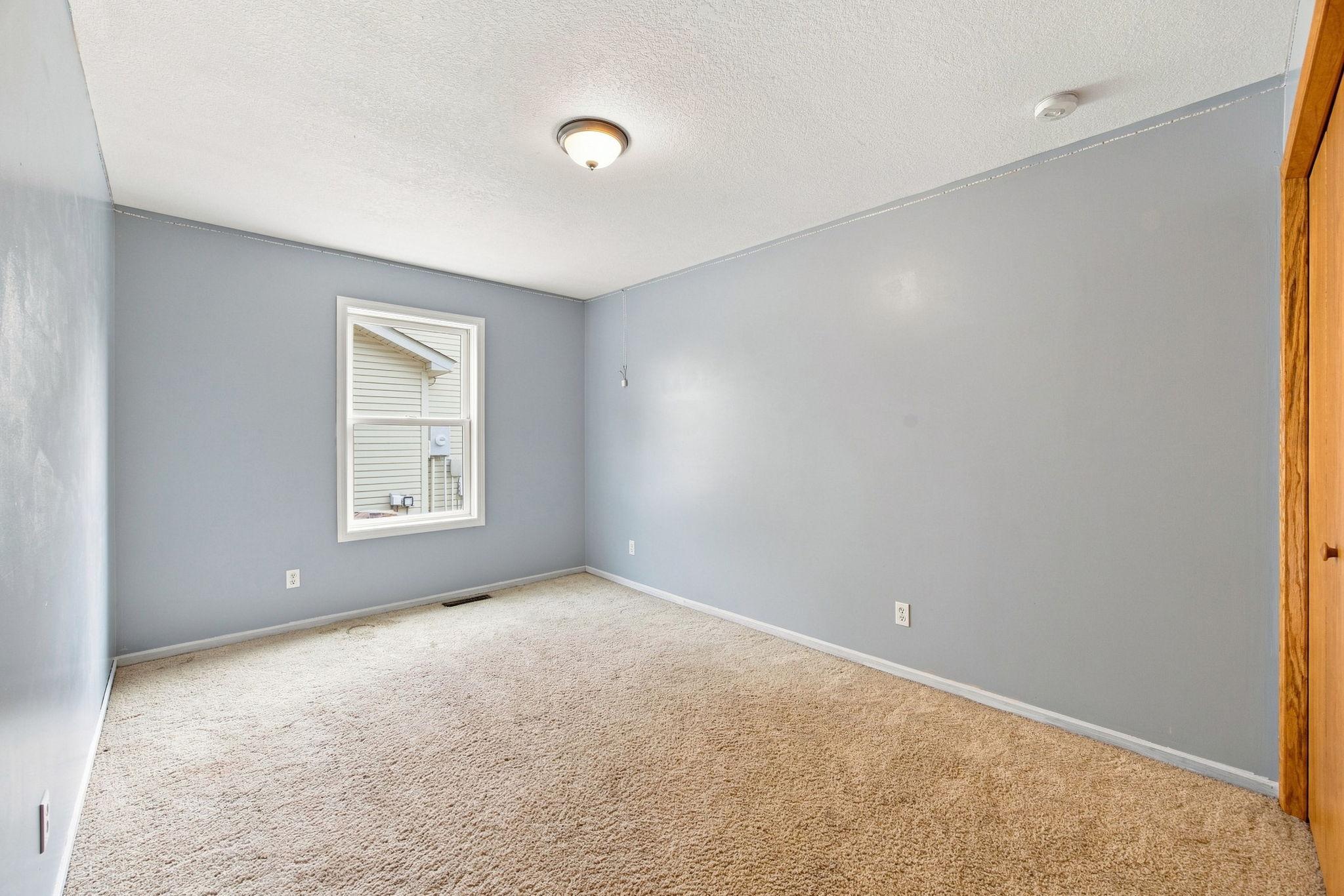 609 Vine Lane Property Photo 18