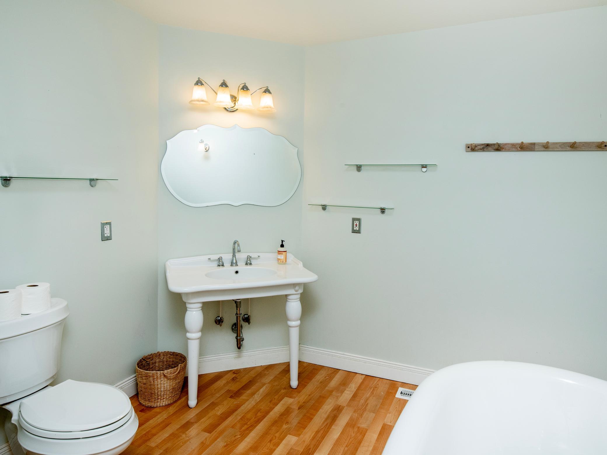 1603 Dodd Road Property Photo 28