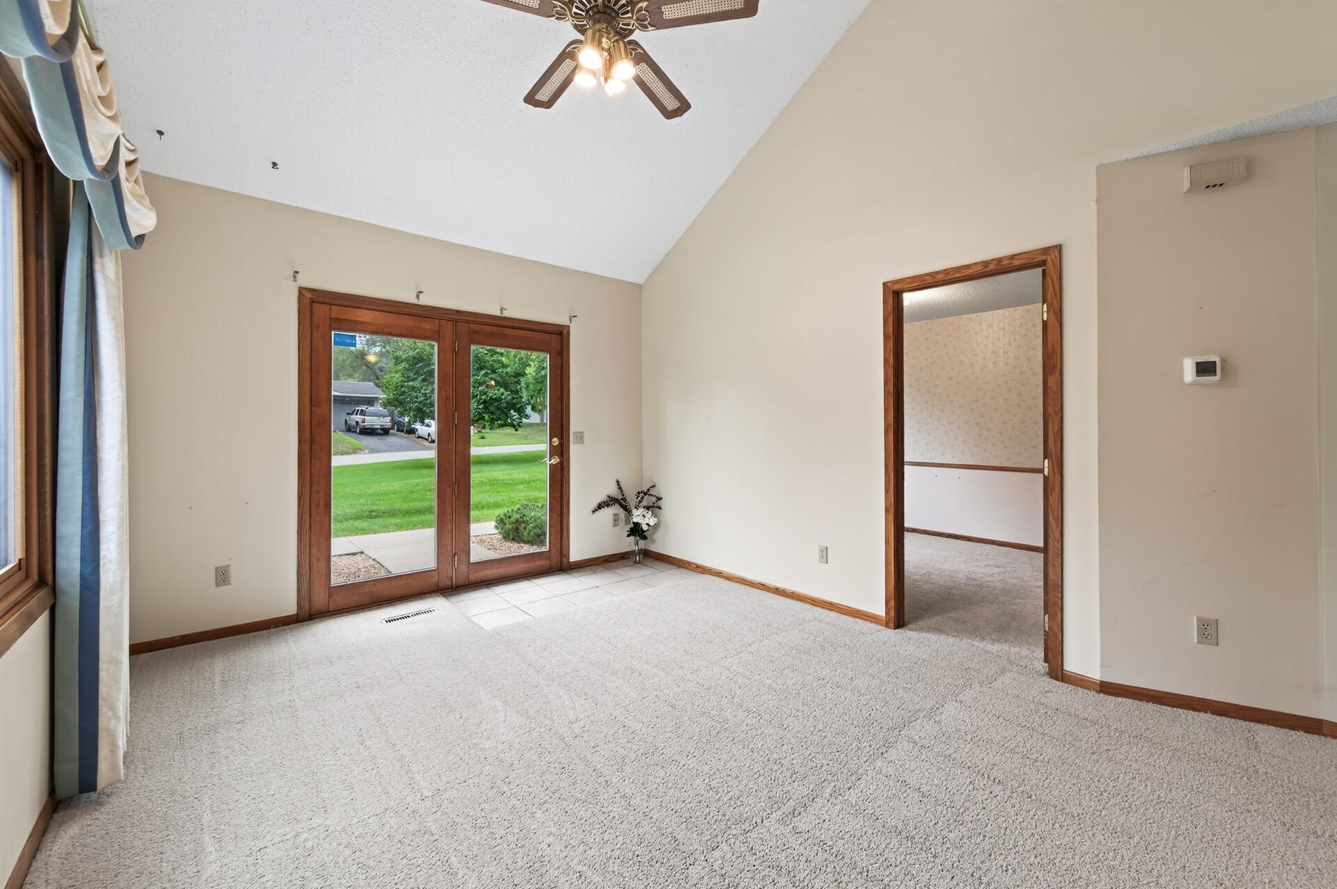 548 Auburn Place Nw A Property Photo 4