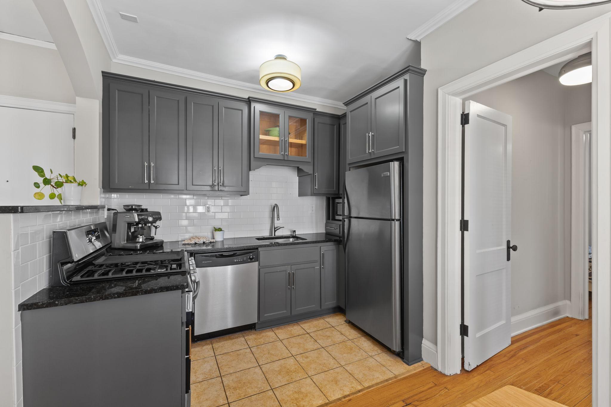 4325 Bryant Avenue S D203 Property Photo 10