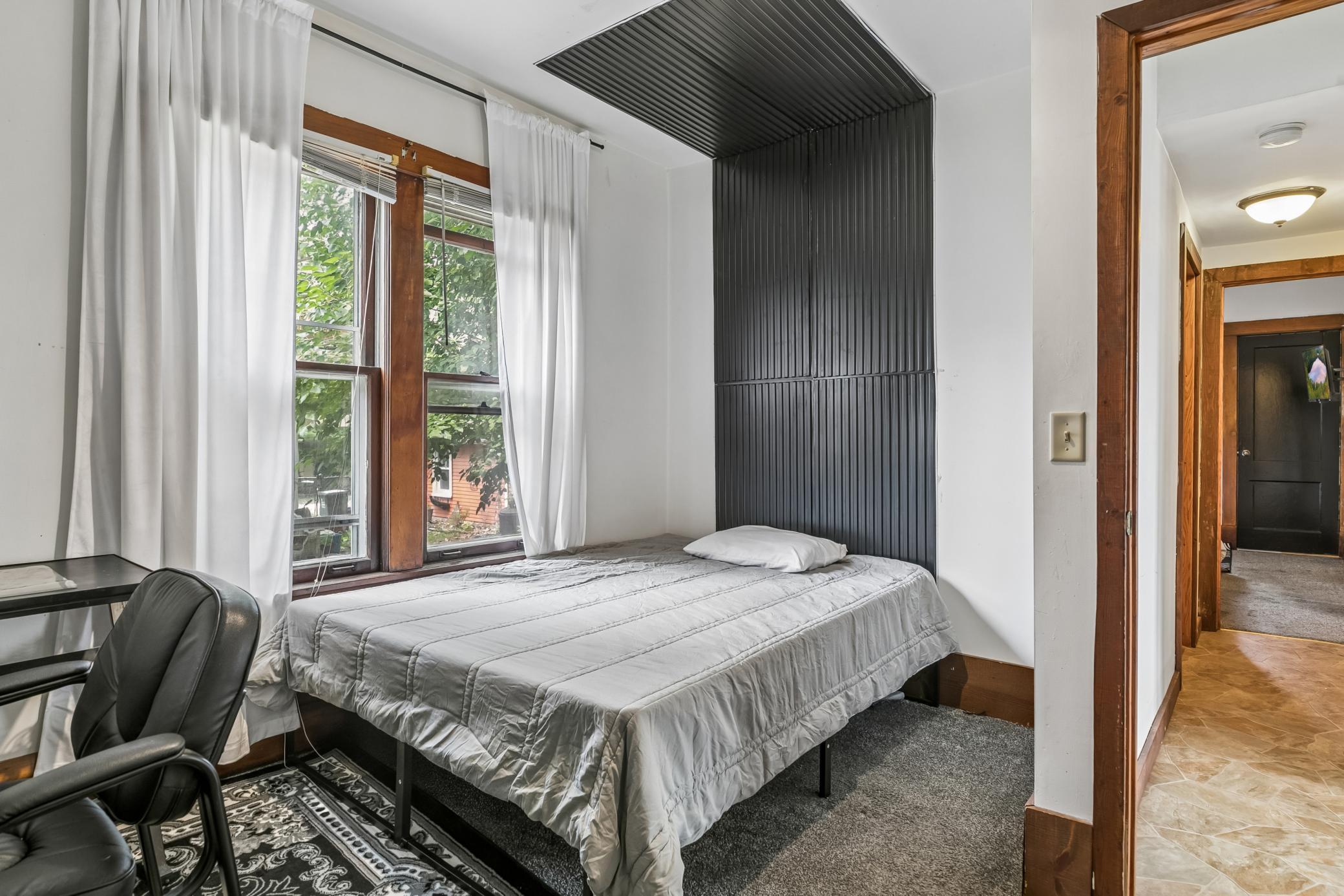 393 Geranium Avenue E Property Photo 16