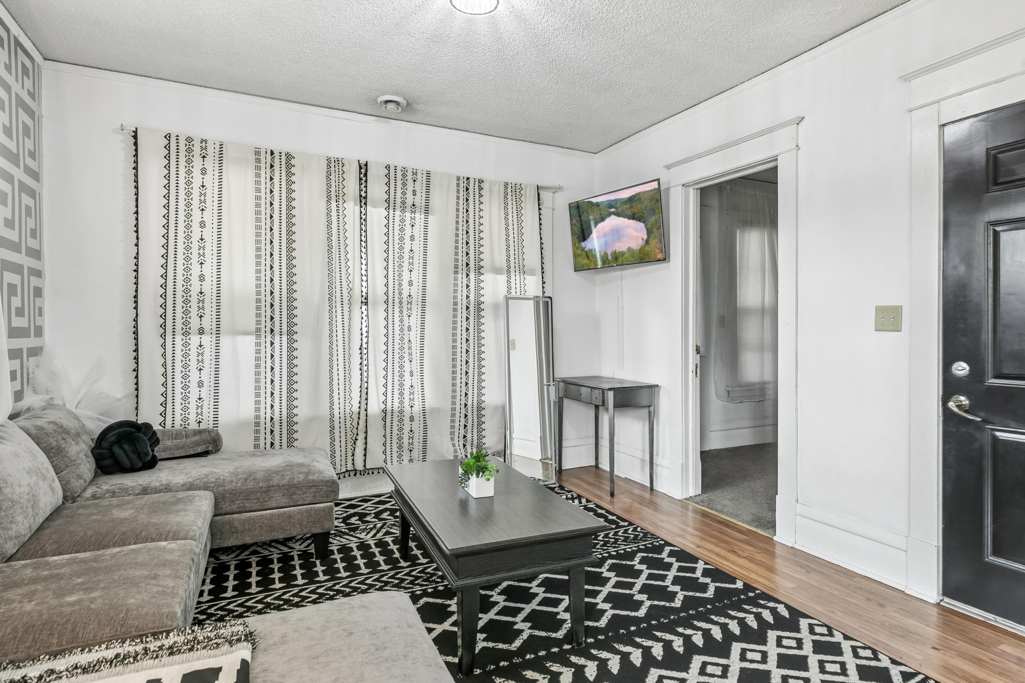 393 Geranium Avenue E Property Photo 17