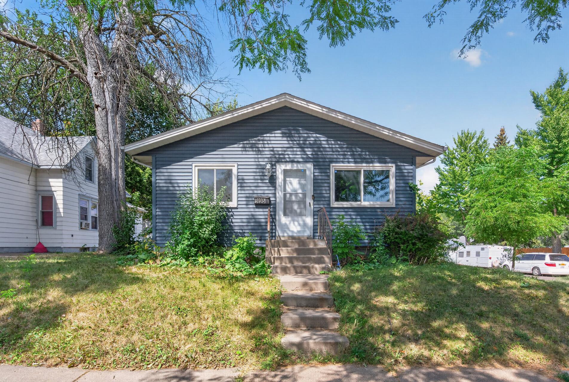 995 Rose Avenue E Property Photo 27