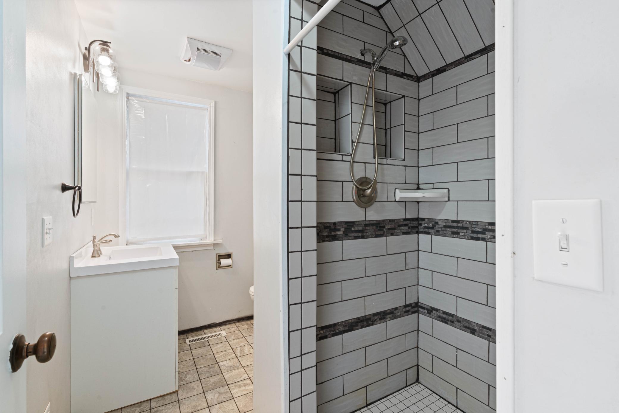 3201 Chestnut Street Property Photo 12