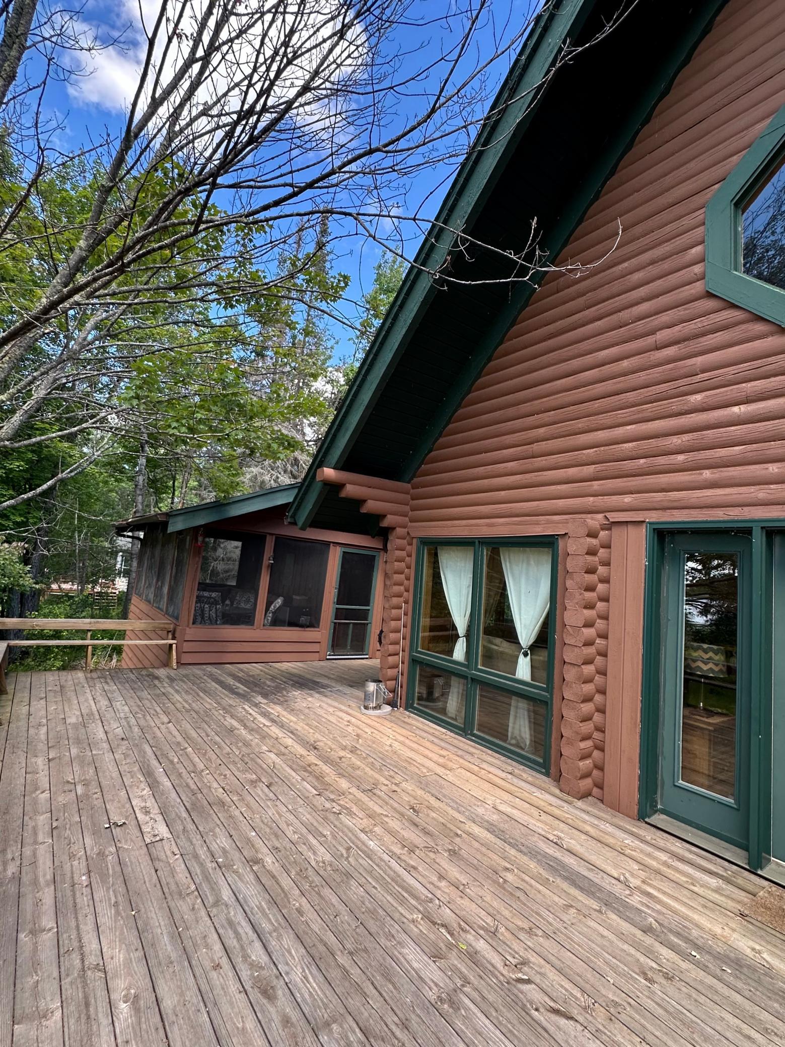 1909 Lynx Island Property Photo 6