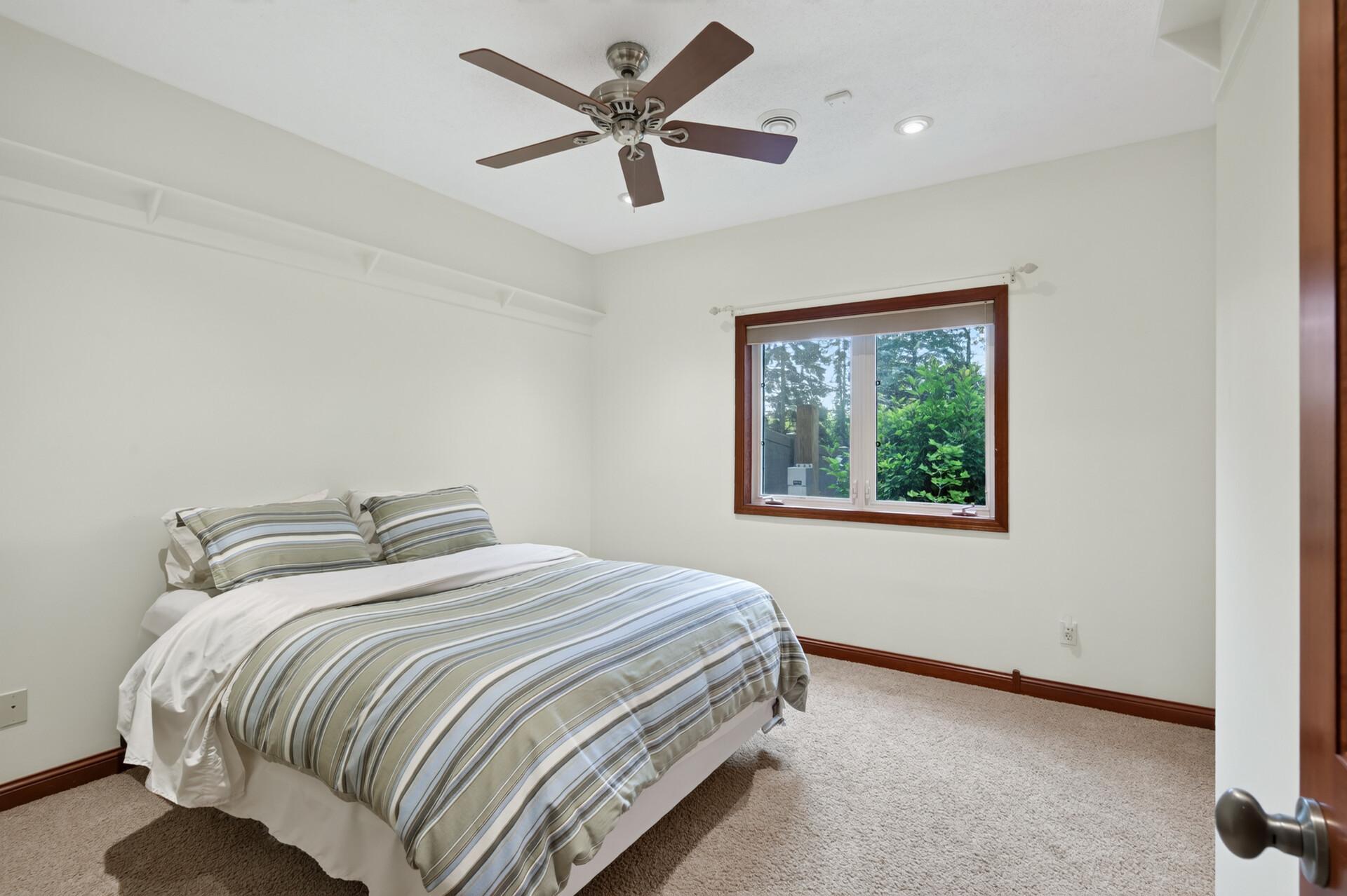 18483 Jaeger Path Property Photo 46