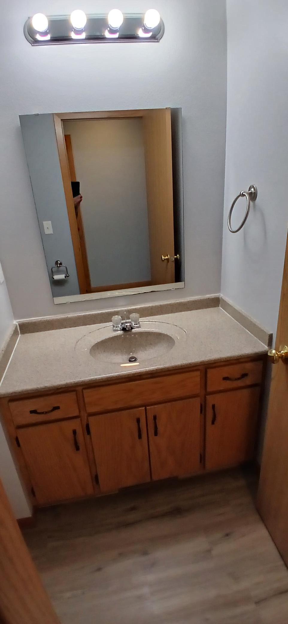1685 33rd Circle S Property Photo 5