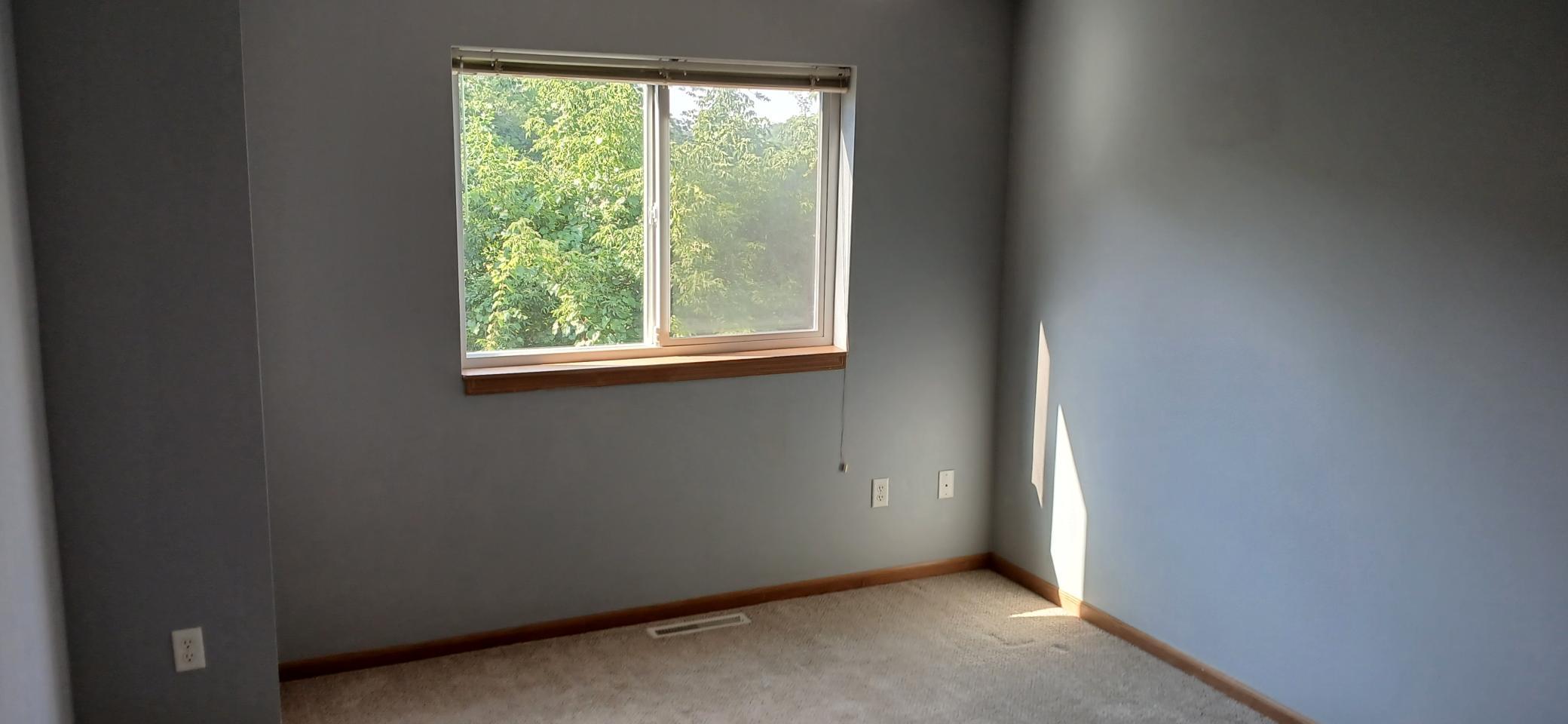 1685 33rd Circle S Property Photo 6