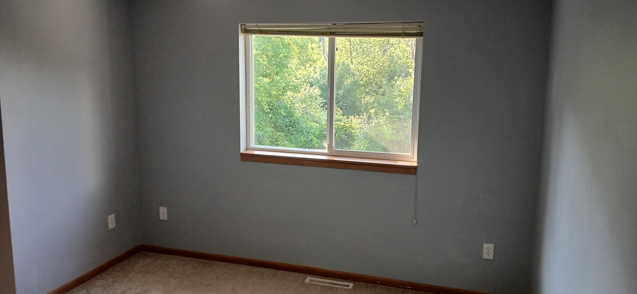 1685 33rd Circle S Property Photo 7