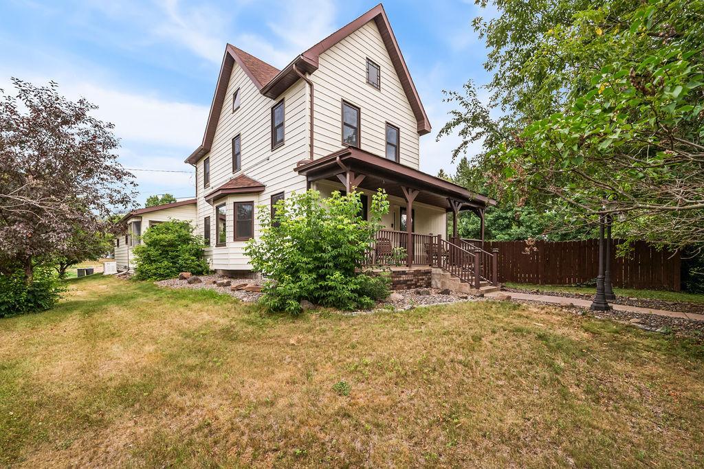 401 River Bluff Avenue Property Photo