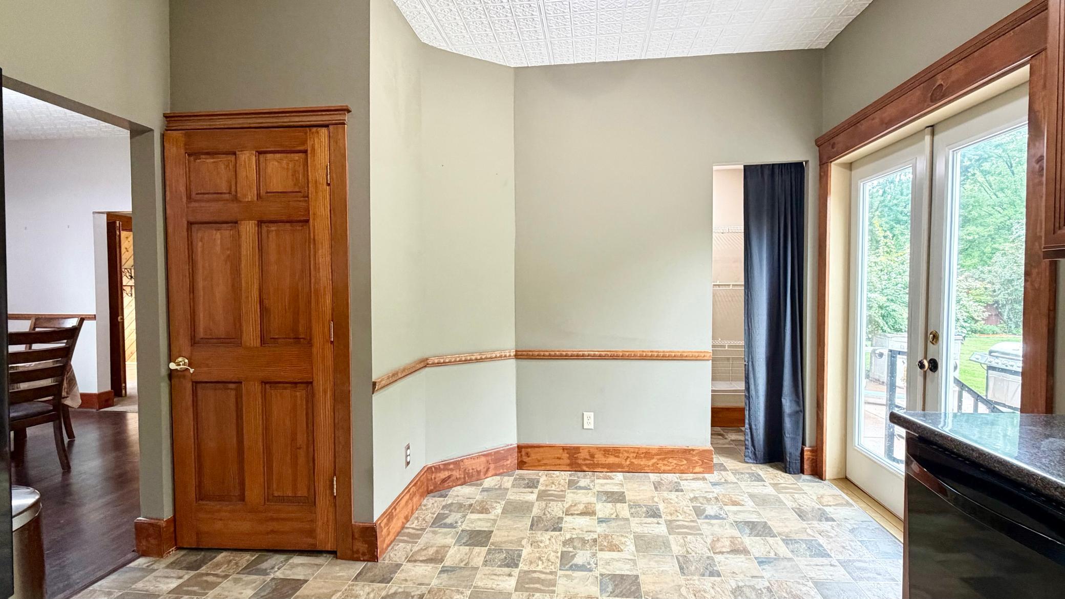 401 River Bluff Avenue Property Photo 12