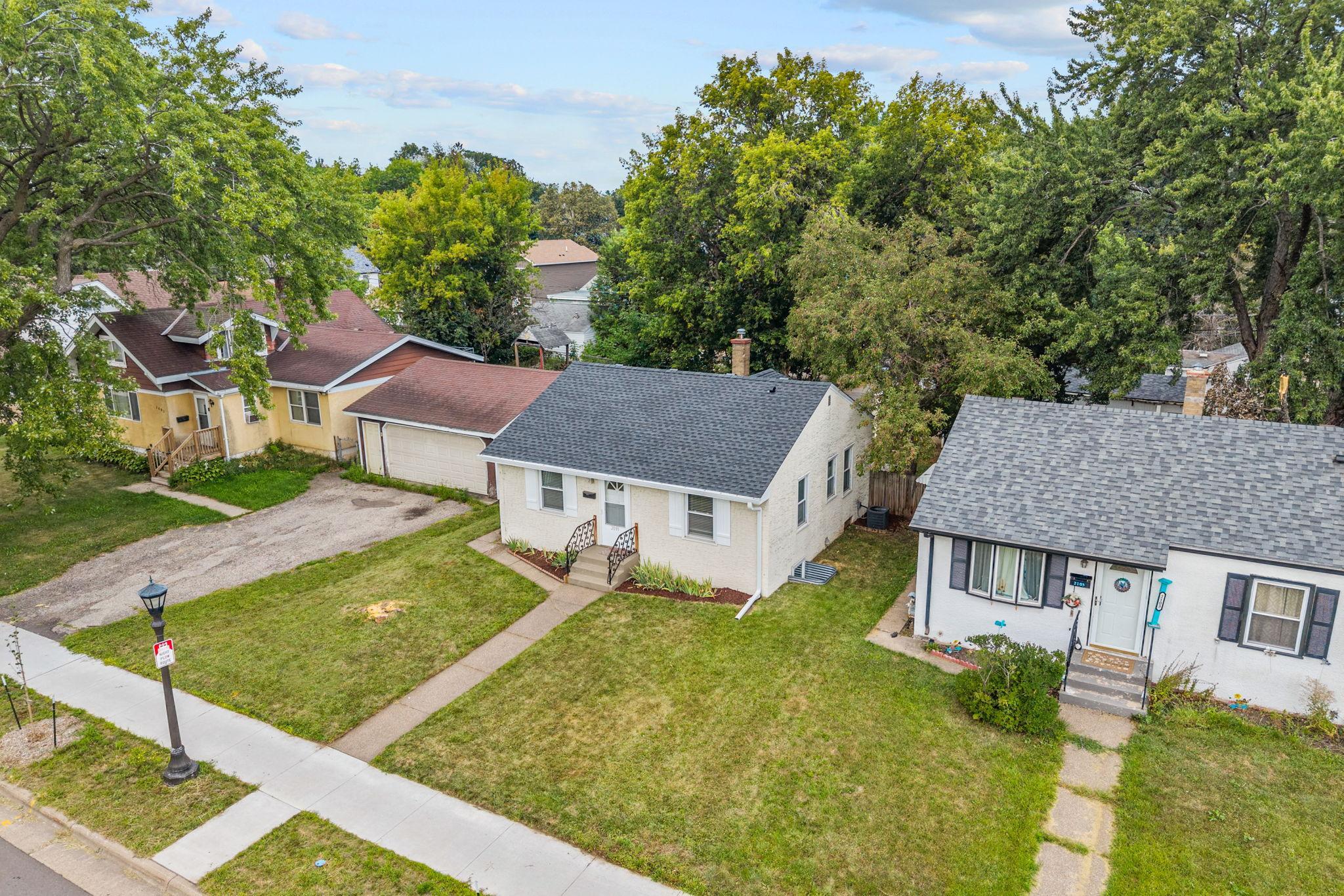 2099 Minnehaha Avenue E Property Photo 1