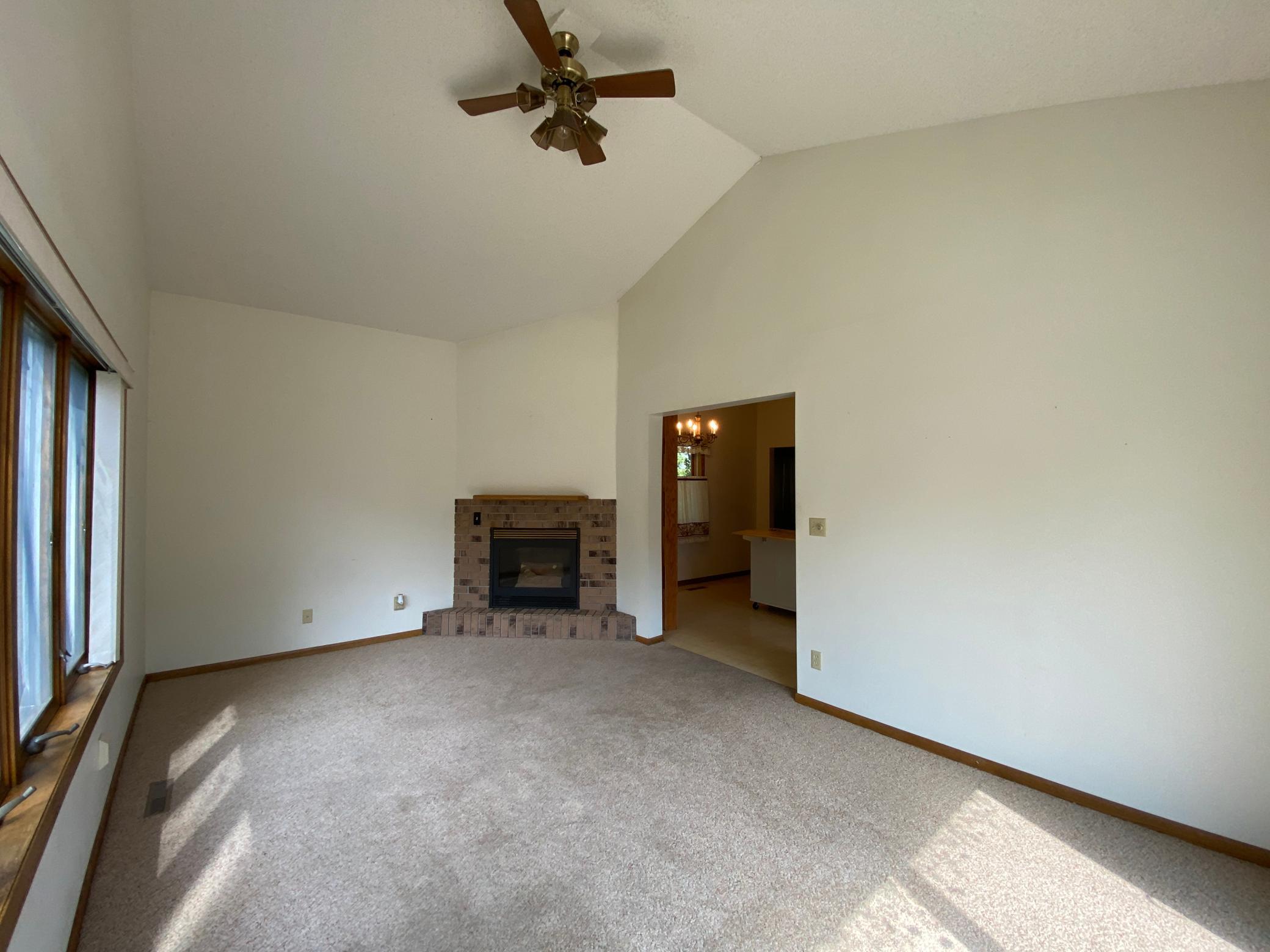 919 Abbott Street Property Photo 7