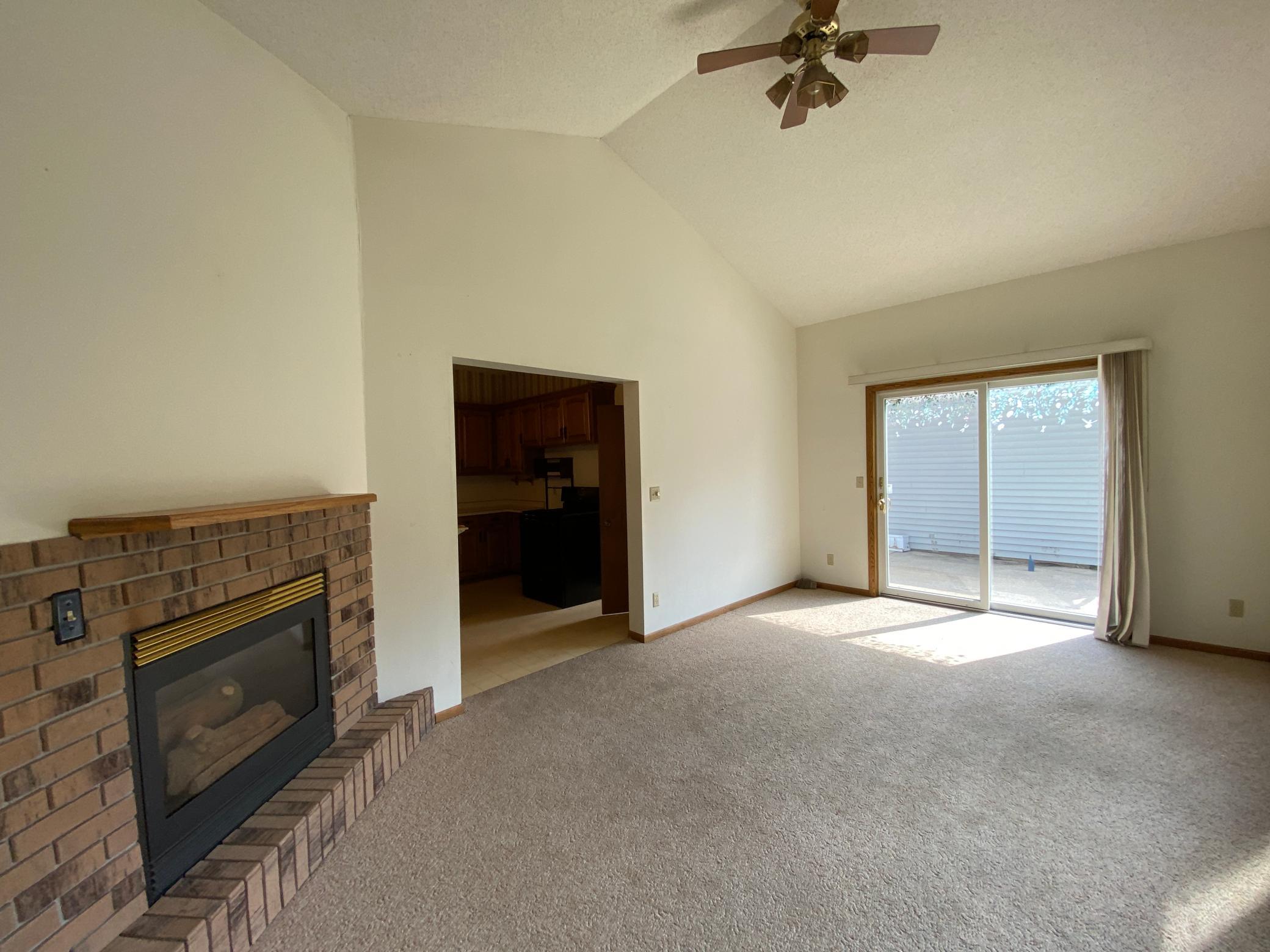 919 Abbott Street Property Photo 8