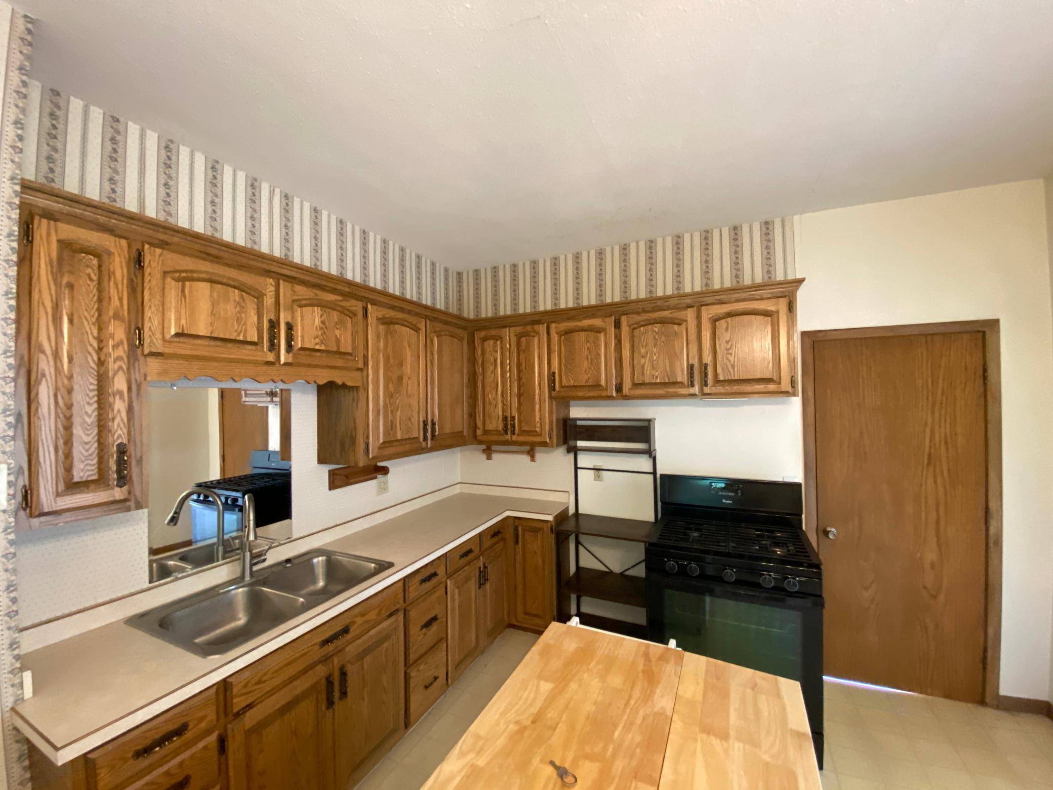 919 Abbott Street Property Photo 11