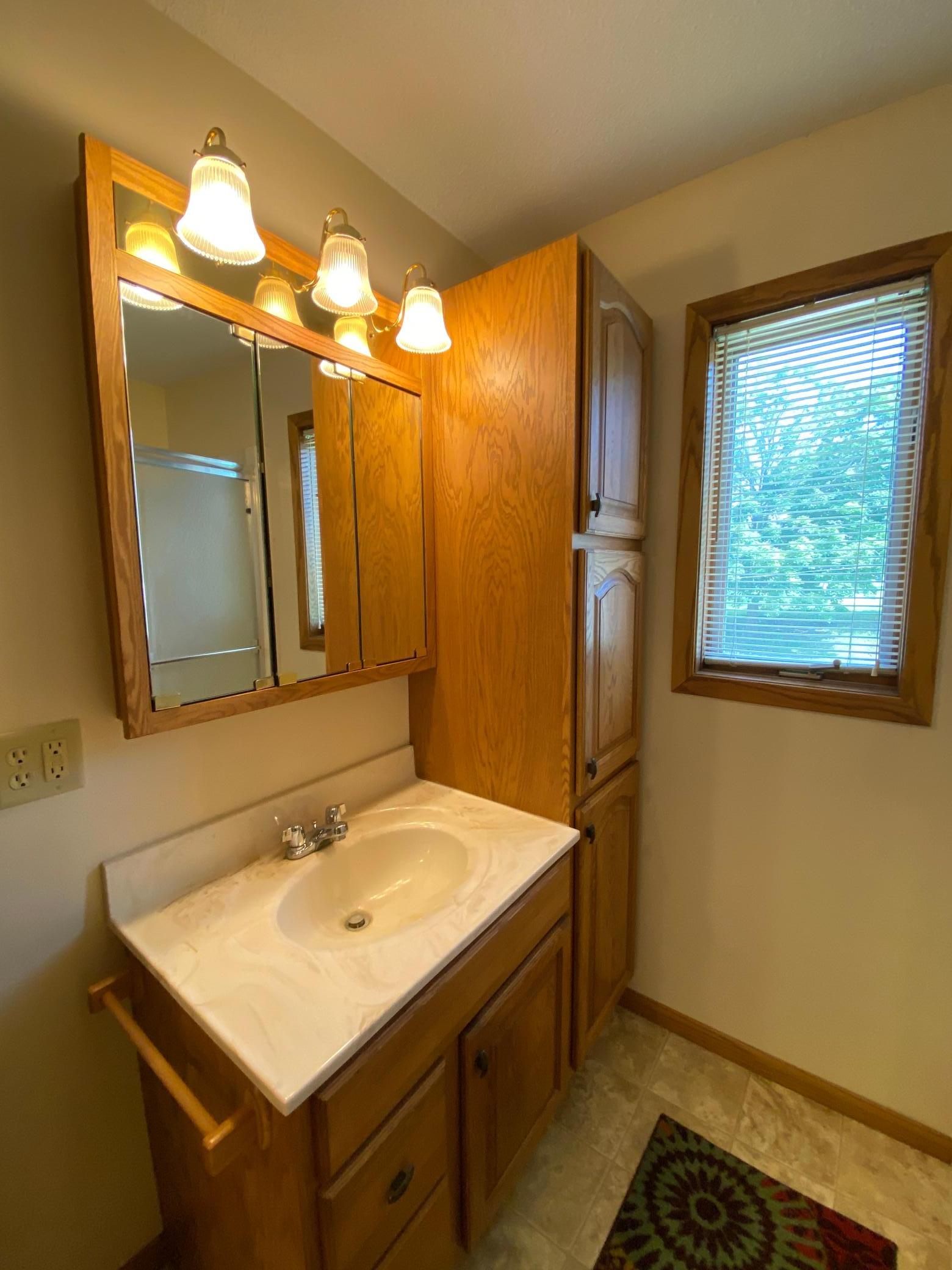 919 Abbott Street Property Photo 19