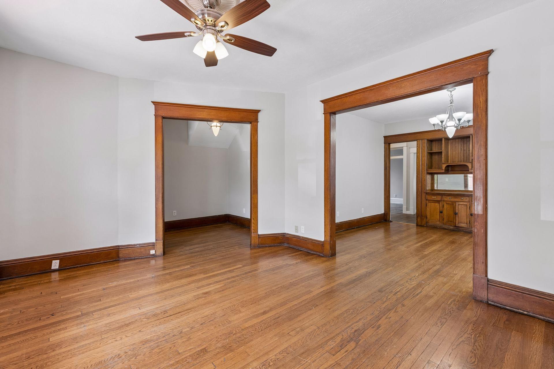 1083 Hague Avenue Property Photo 8