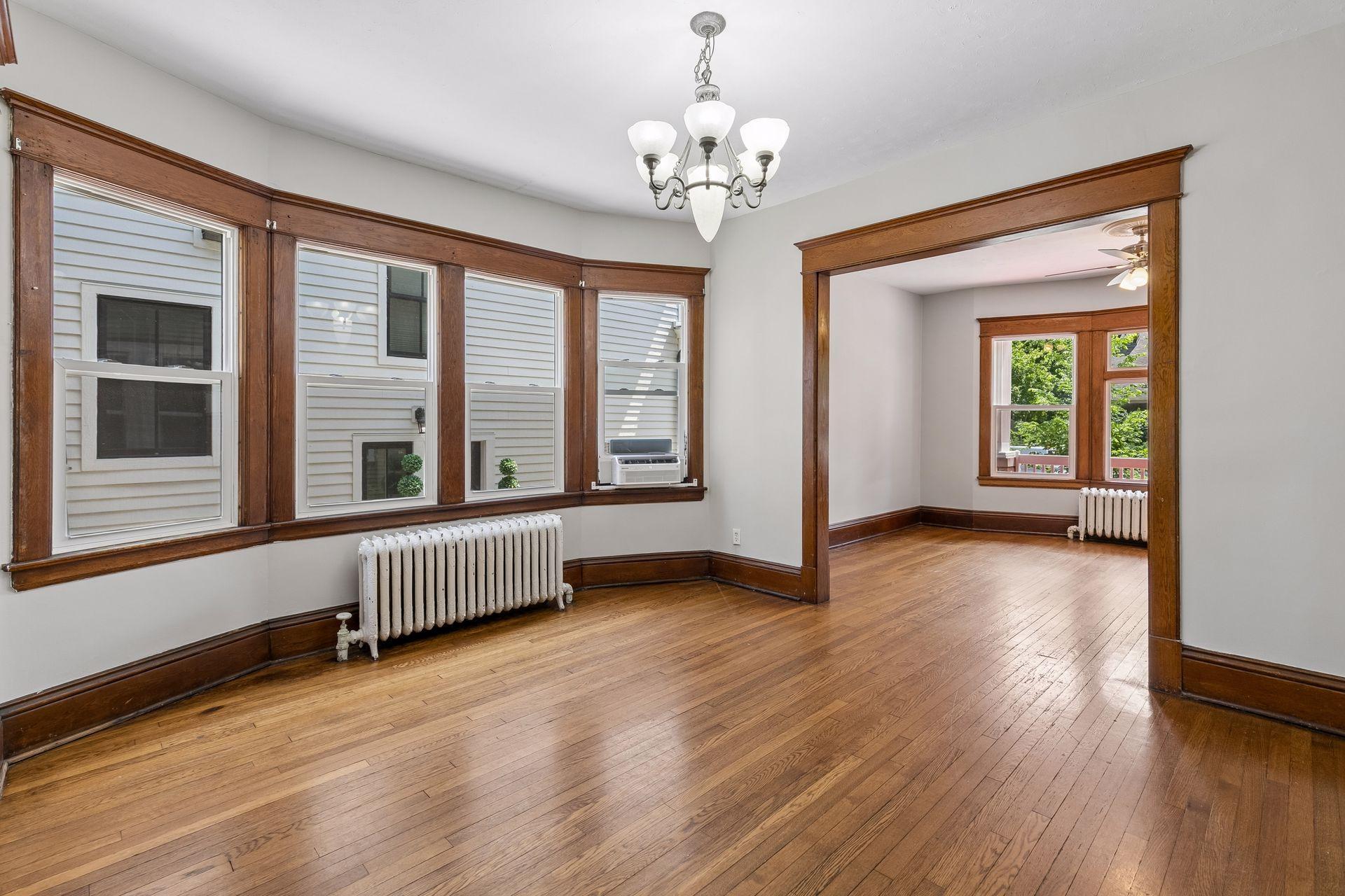 1083 Hague Avenue Property Photo 10