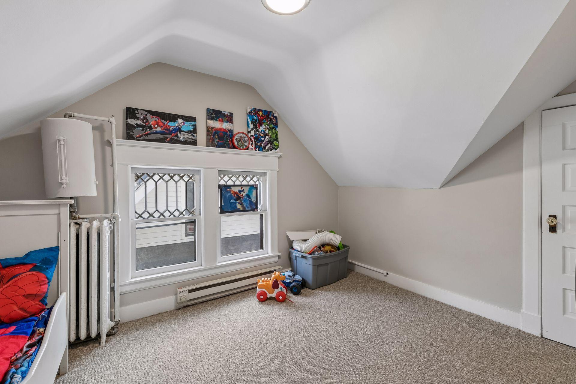 1083 Hague Avenue Property Photo 40