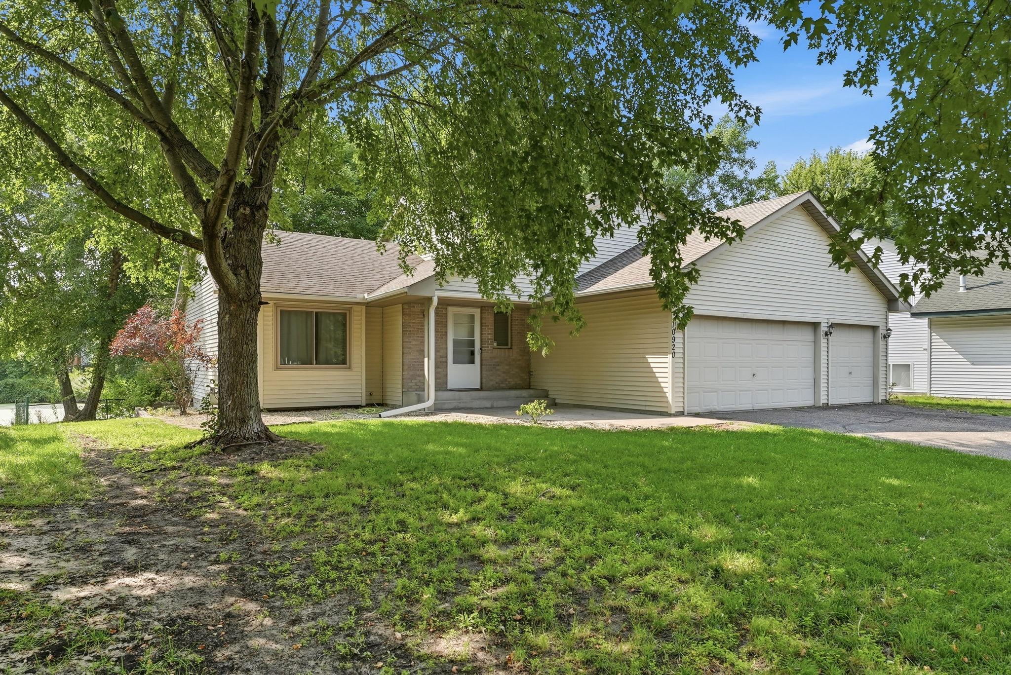 10920 Xeon Street Nw Property Photo 2