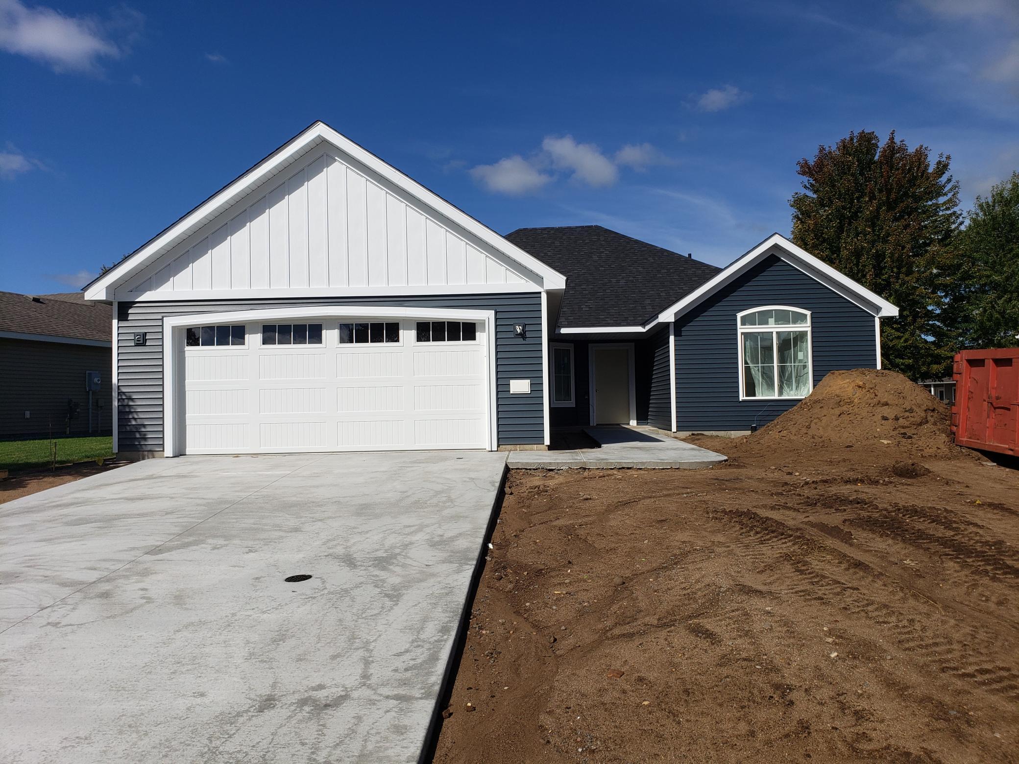 109 Weeping Willow Circle Property Photo 1
