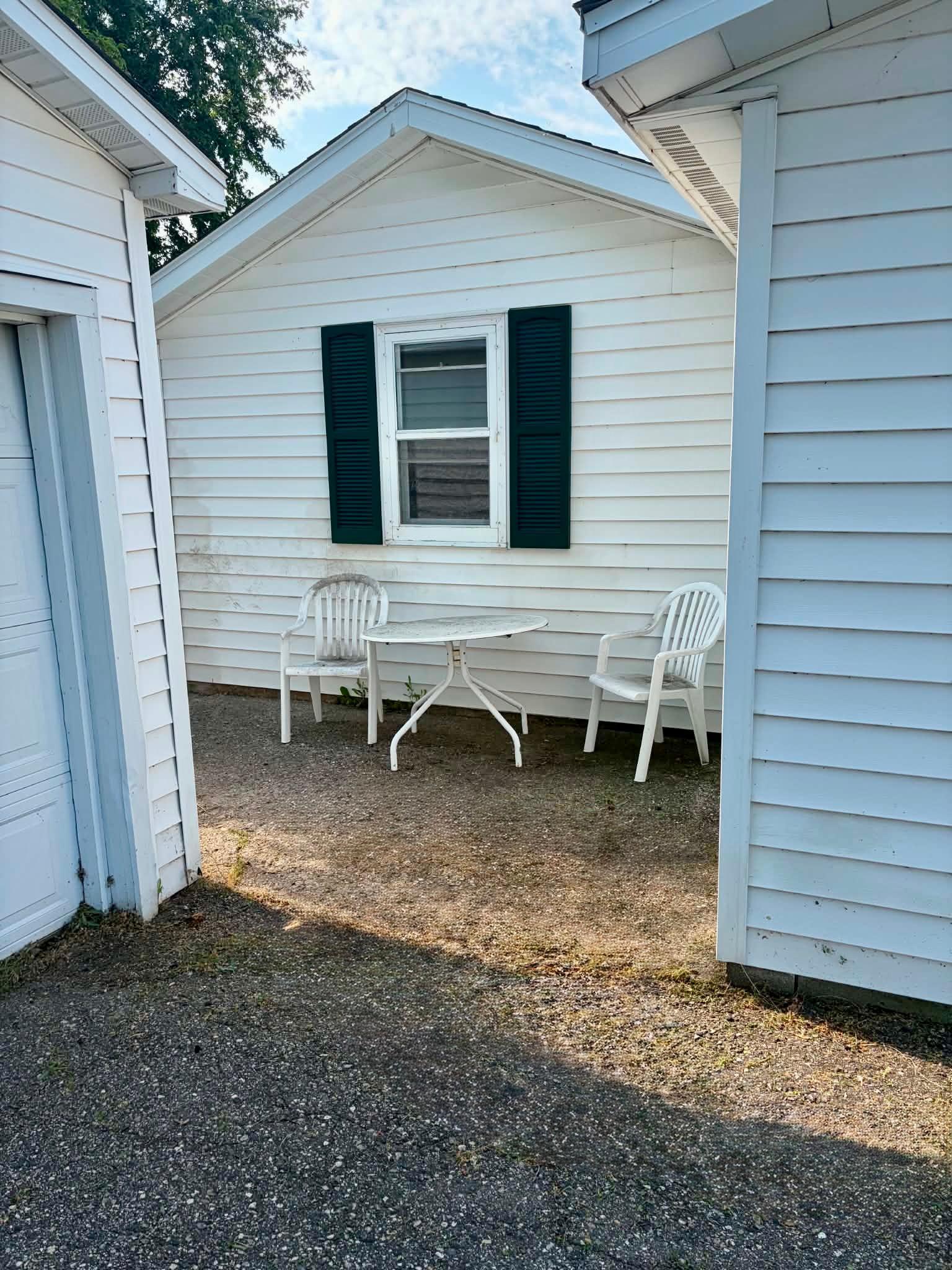 2210 Us Highway 59 Property Photo 8