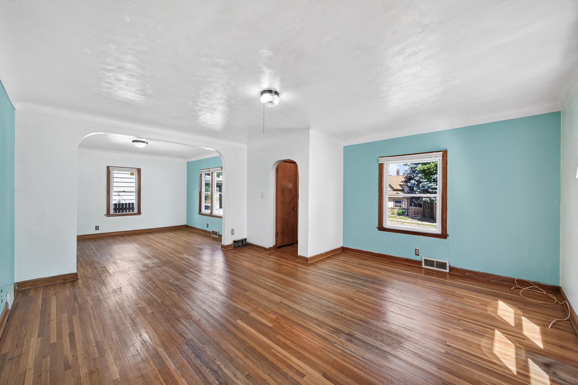 32 Maryland Avenue E Property Photo 15