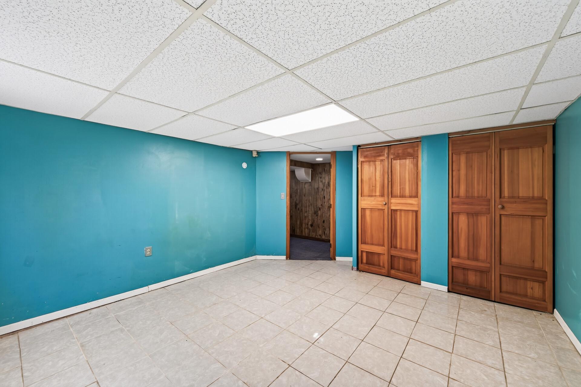 32 Maryland Avenue E Property Photo 30