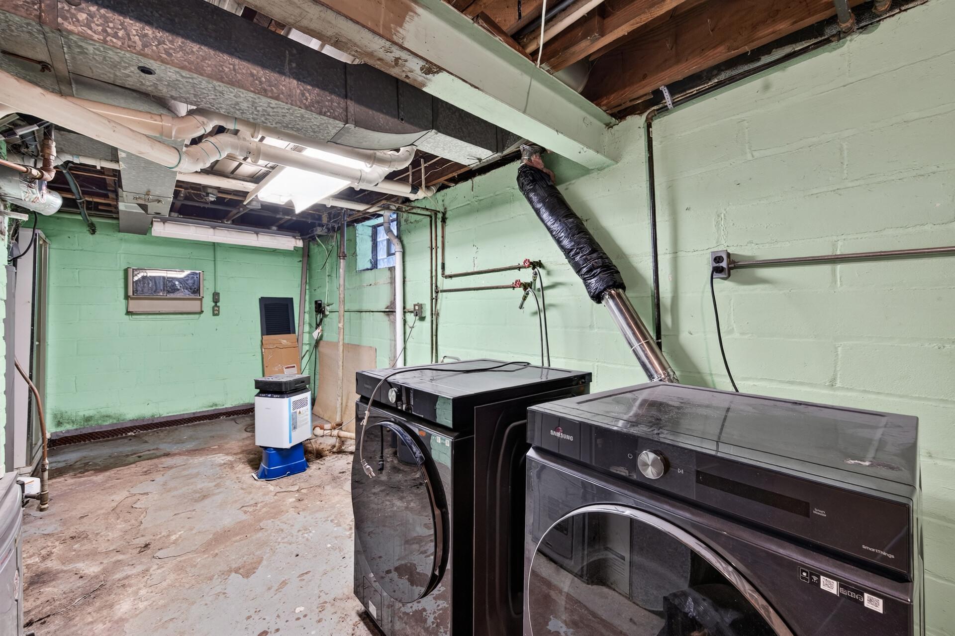 32 Maryland Avenue E Property Photo 32