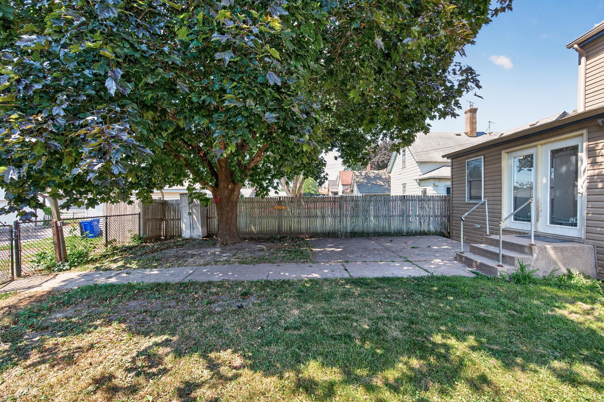 32 Maryland Avenue E Property Photo 36