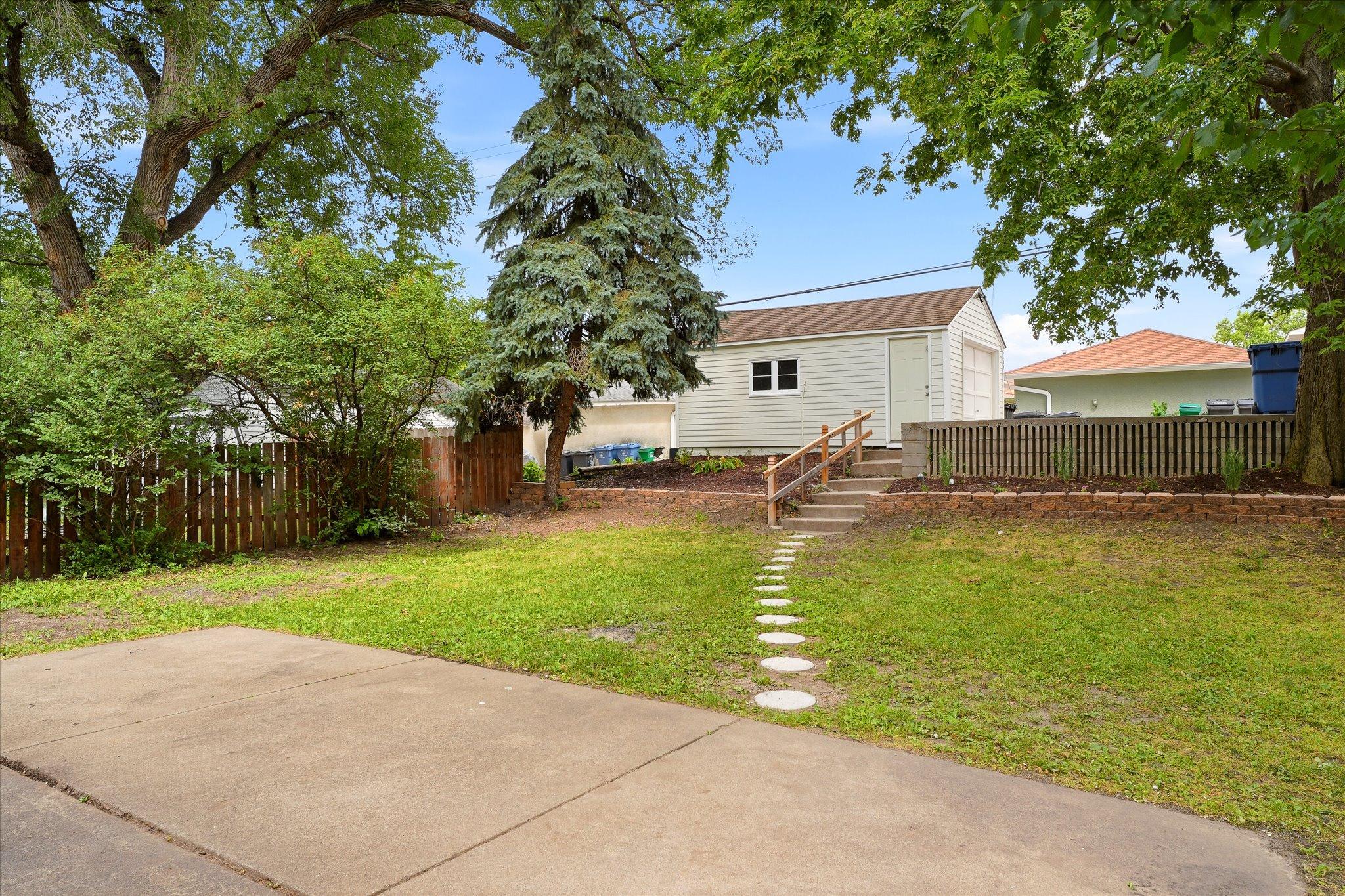 5609 27th Avenue S Property Photo 36