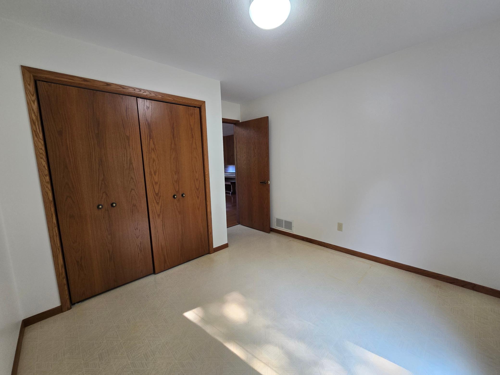 18123 Deer Road Property Photo 27