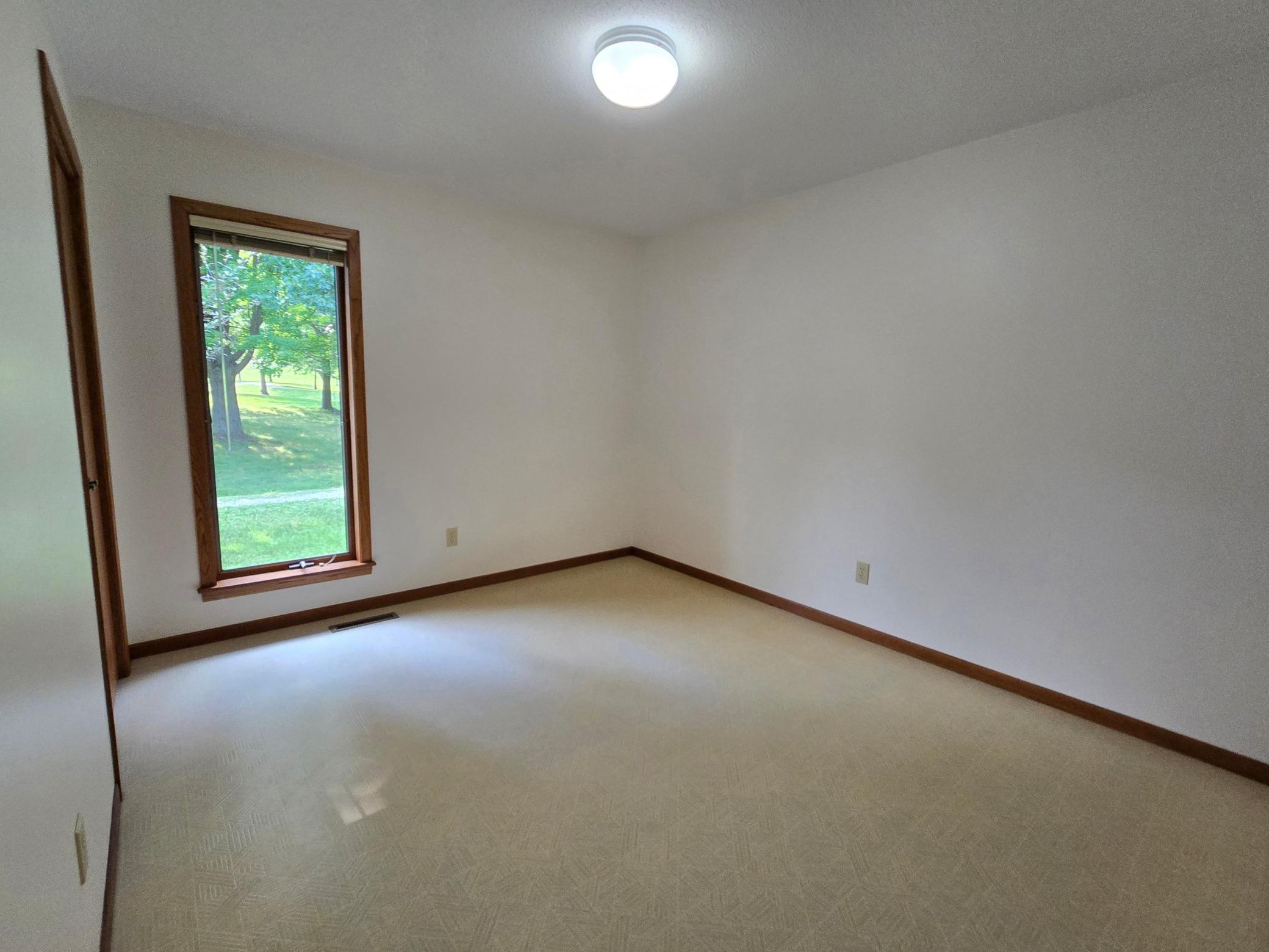 18123 Deer Road Property Photo 38