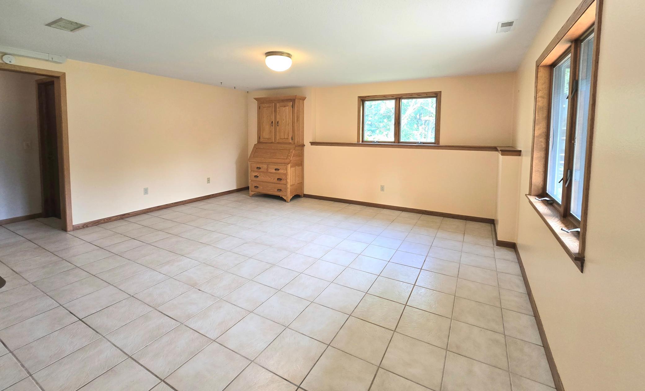 18123 Deer Road Property Photo 54
