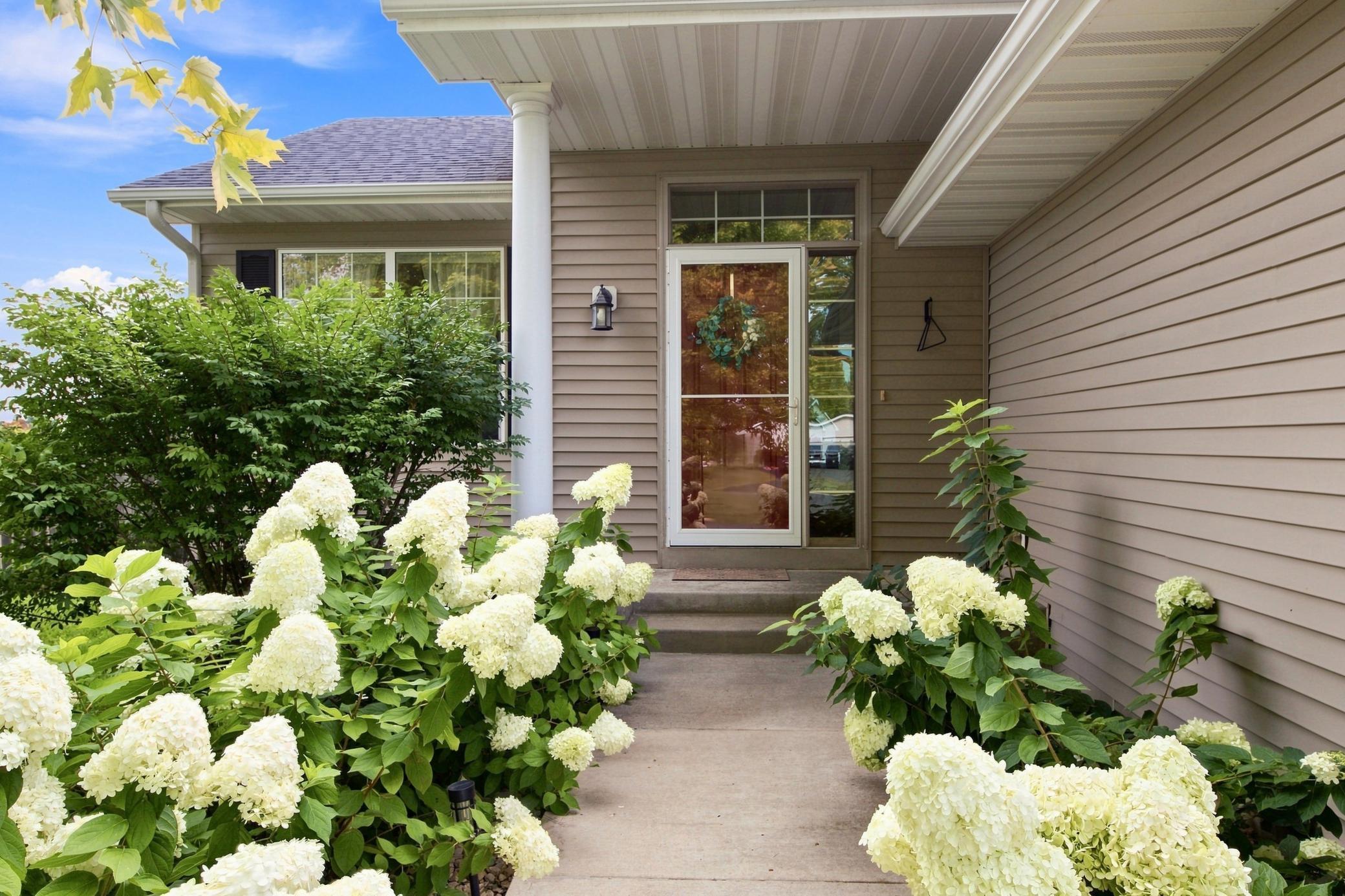 809 Morningside Place Property Photo 6