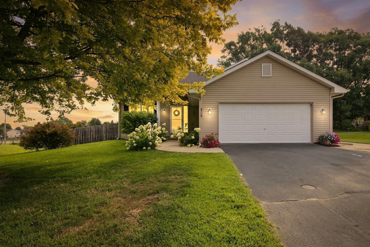 809 Morningside Place Property Photo 36