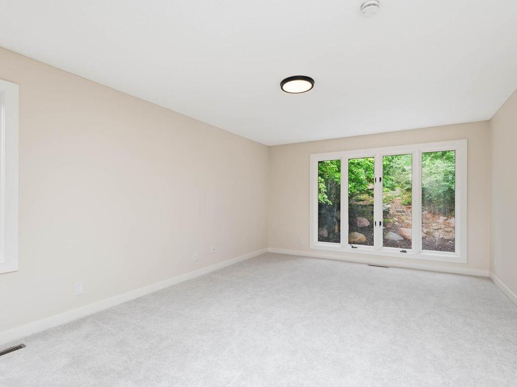 4816 Kingsdale Drive Property Photo 25