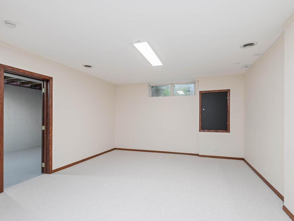 4816 Kingsdale Drive Property Photo 40