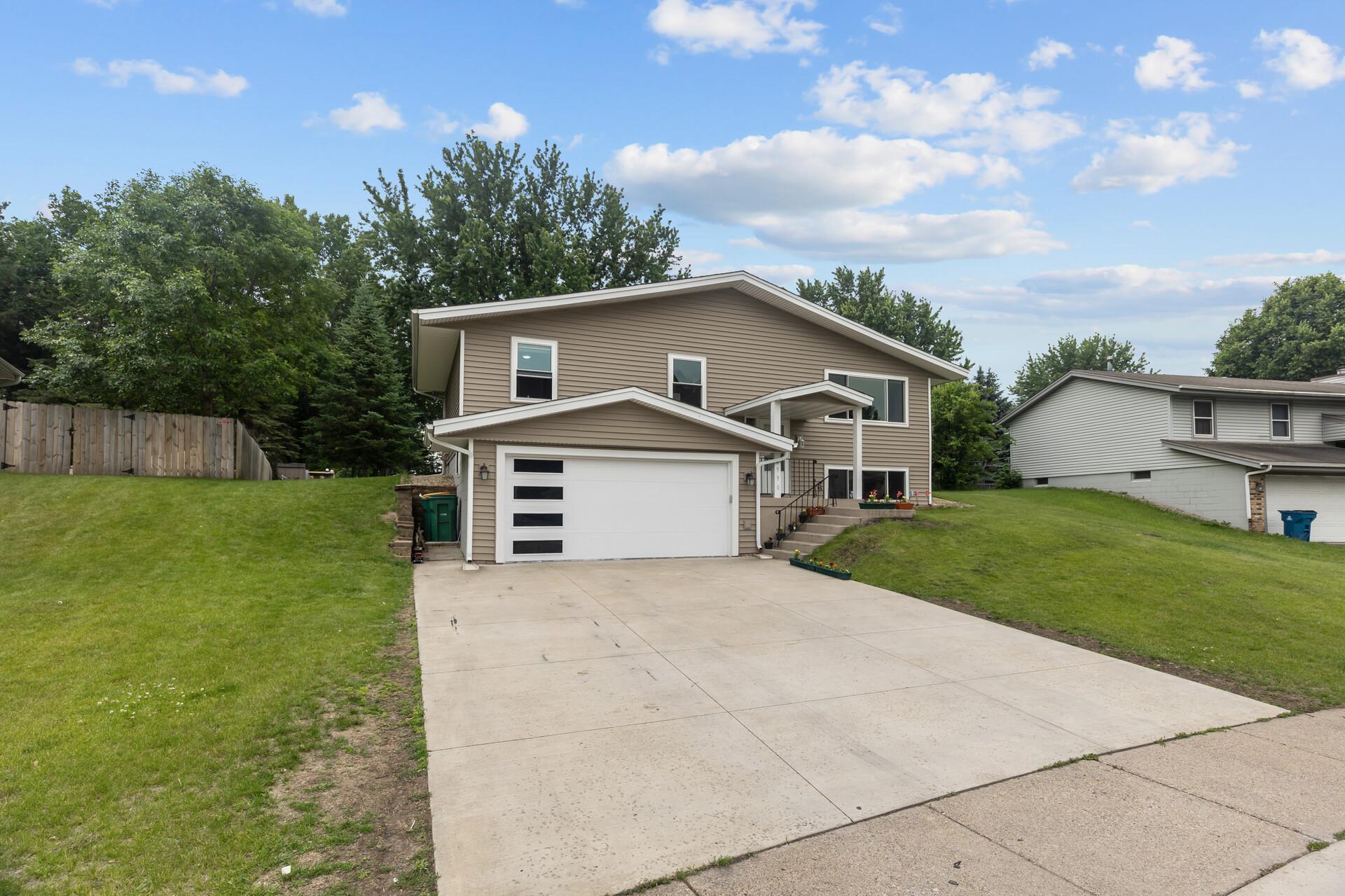 4990 148th Path W Property Photo 2