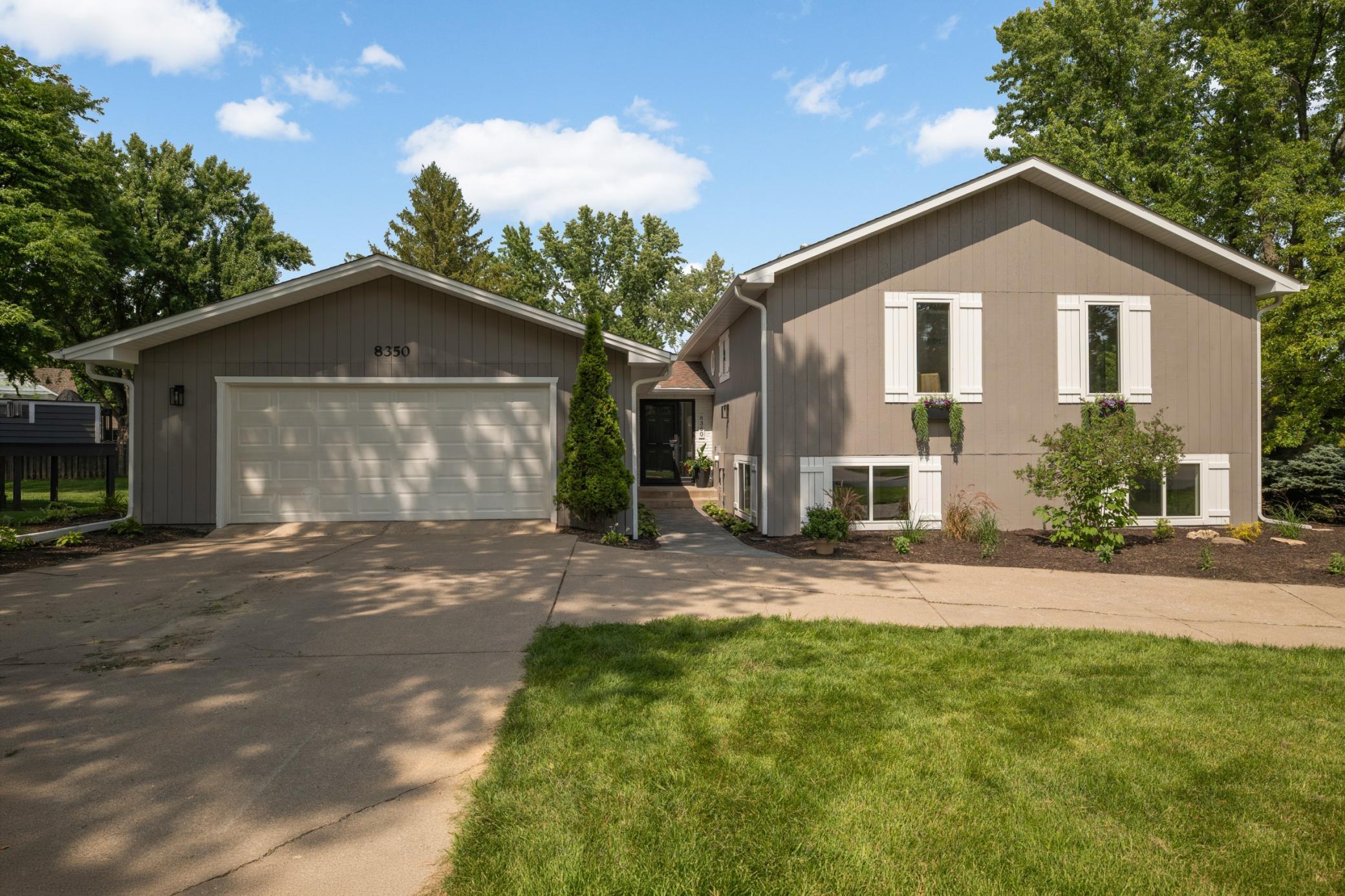 8350 Amsden Ridge Drive Property Photo 1