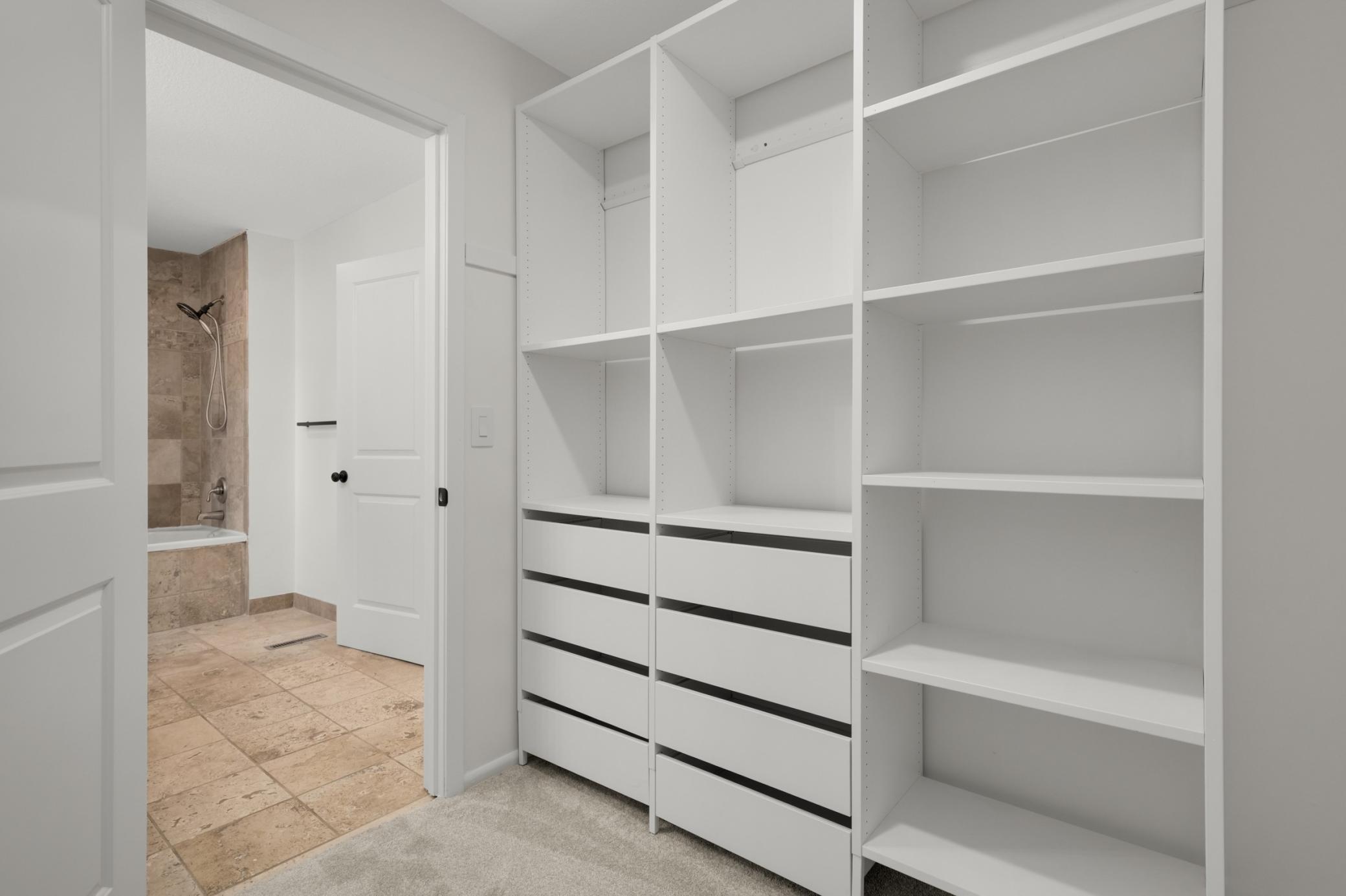 8350 Amsden Ridge Drive Property Photo 18