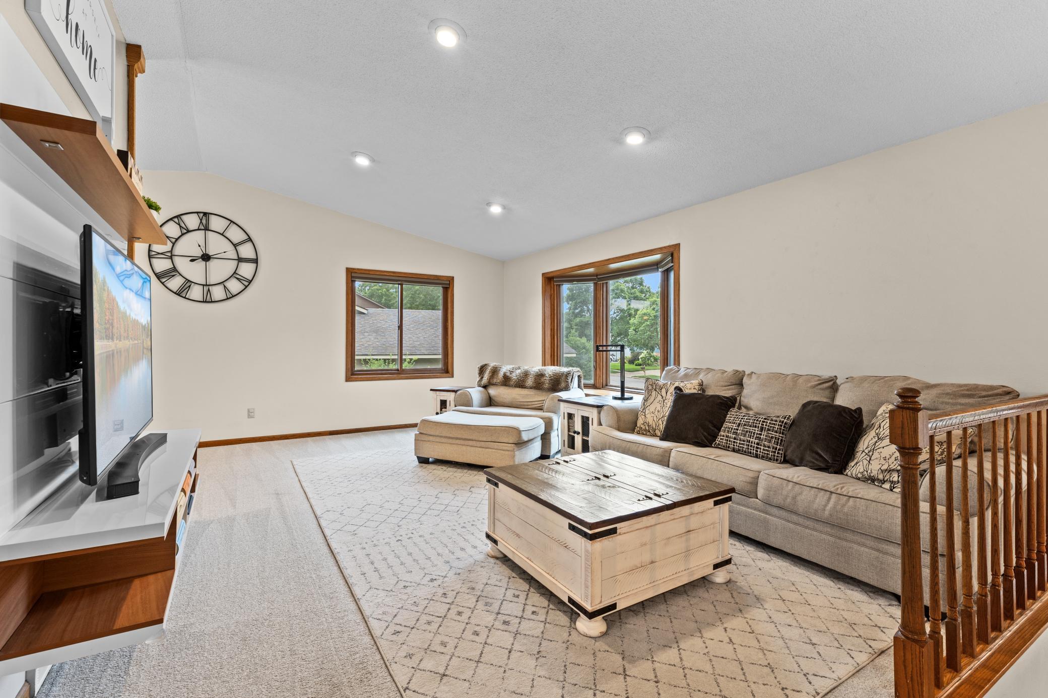 2705 Stearns Way Property Photo 11