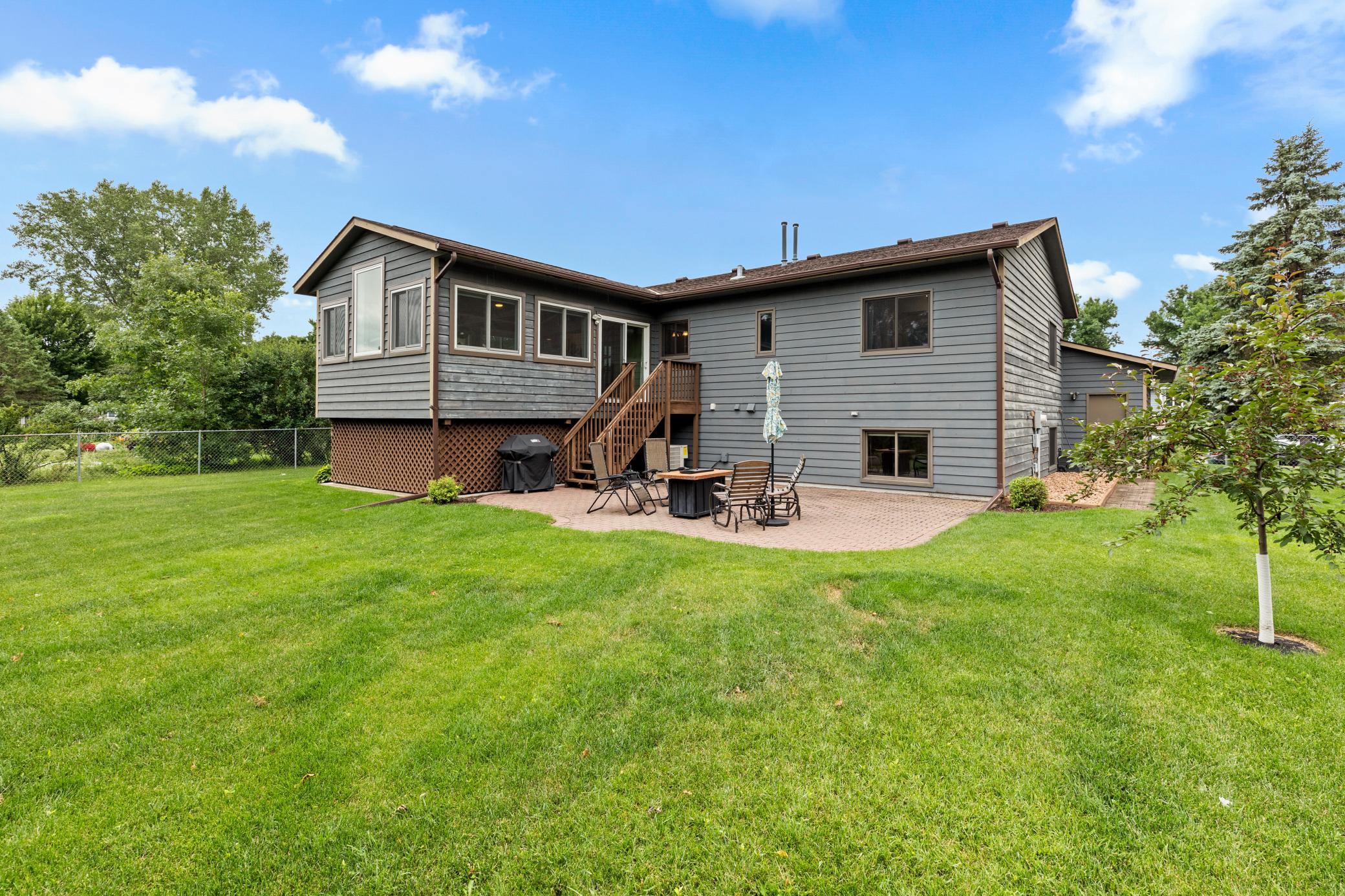 2705 Stearns Way Property Photo 30